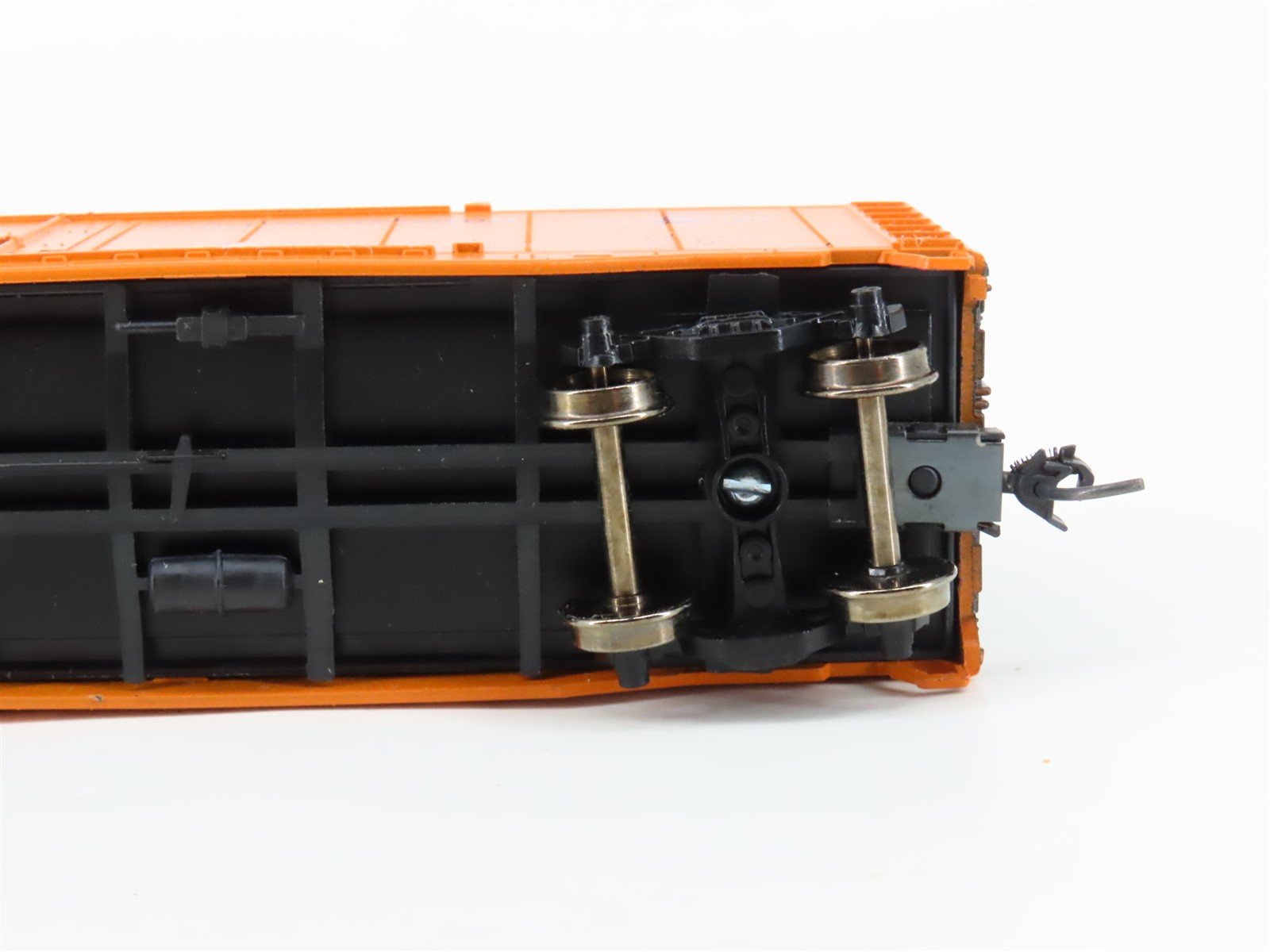 HO Scale Athearn Rail Runner 182 TP Texas & Pacific 50' Plug Door Box Car #3623