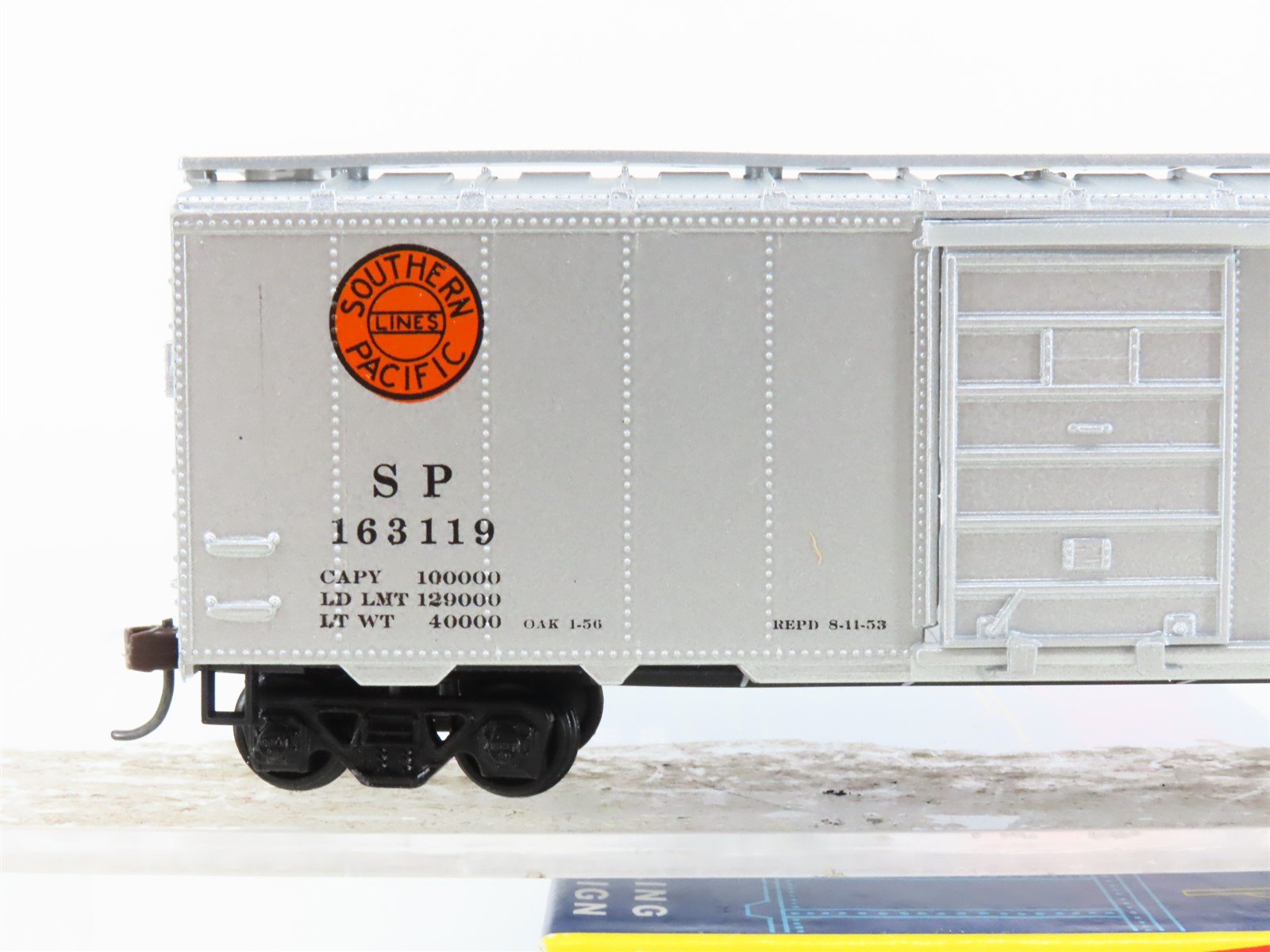HO Scale Roundhouse 1071 SP Southern Pacific Overnight 40' Box Car #163119