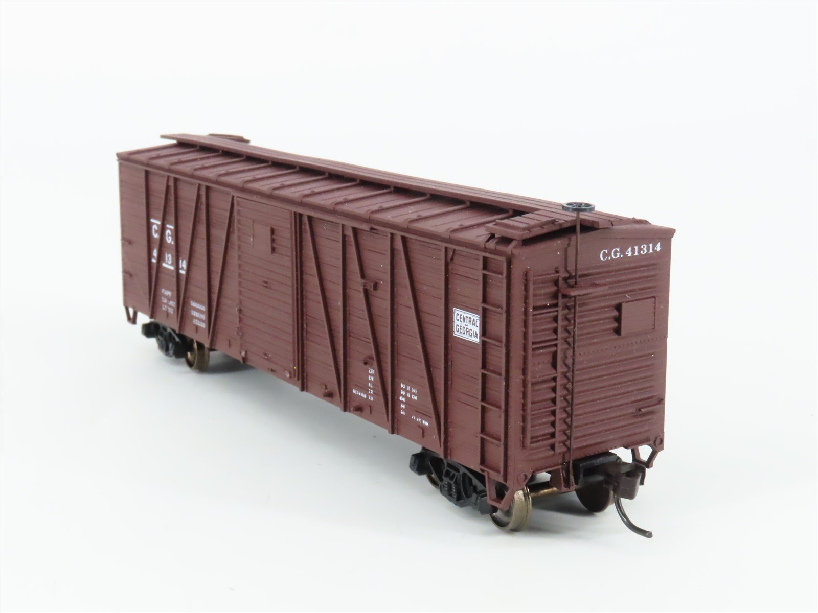 HO Accurail 4407 CG Central of Georgia 40' O/B Wood Box Car #4407 - Upgraded