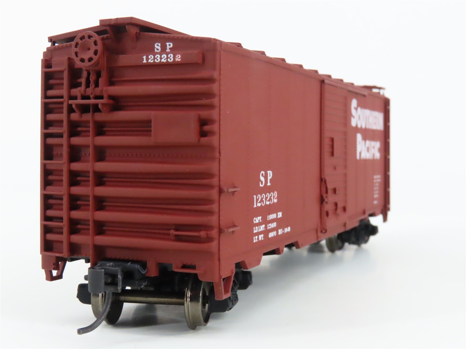 HO Accurail 1546 SP Southern Pacific 40' Box Car Custom Rd #123232 - Upgraded