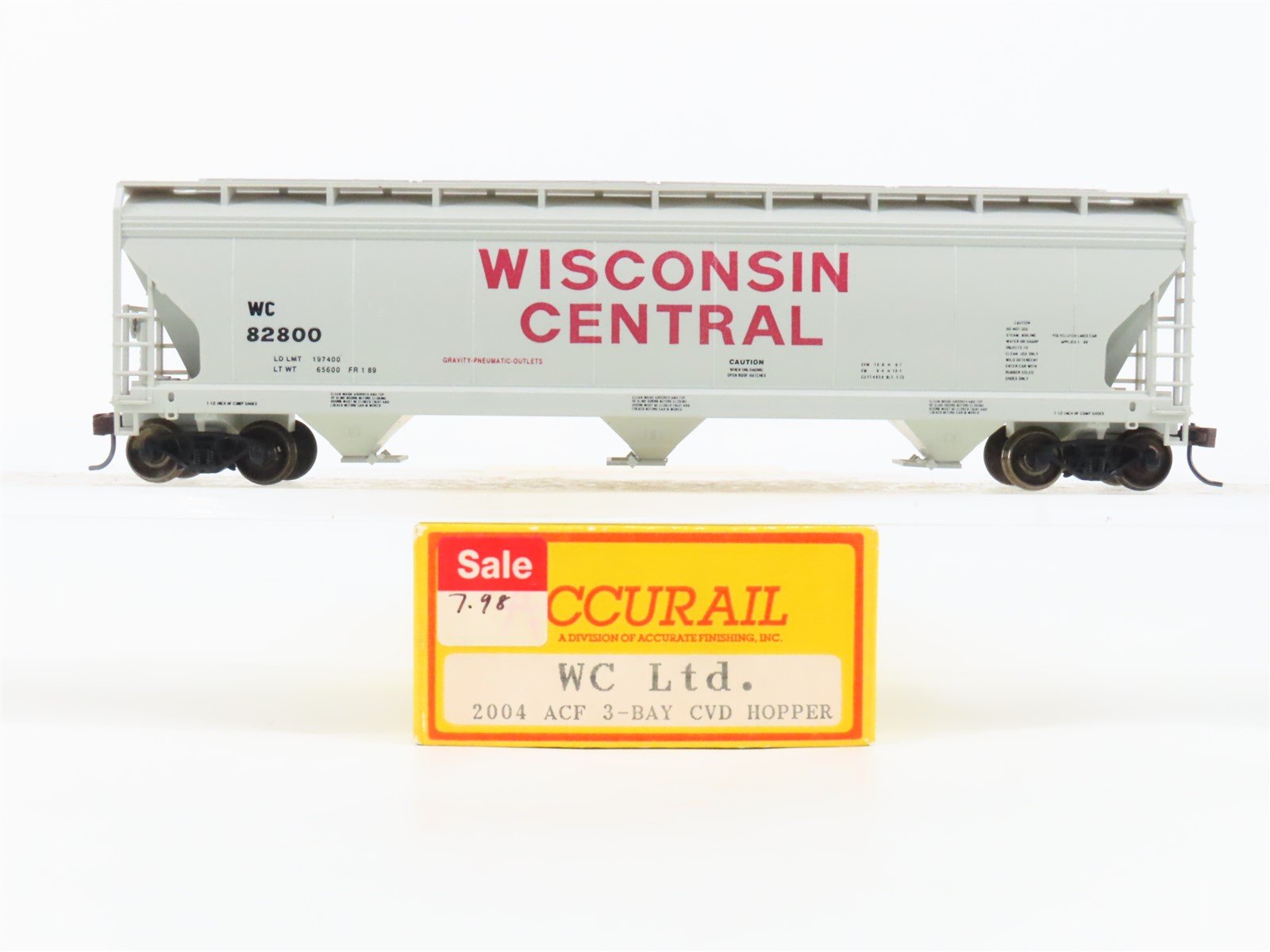 HO Accurail 2004 WC Wisconsin Central ACF 3-Bay Covered Hopper #82800 - Upgraded