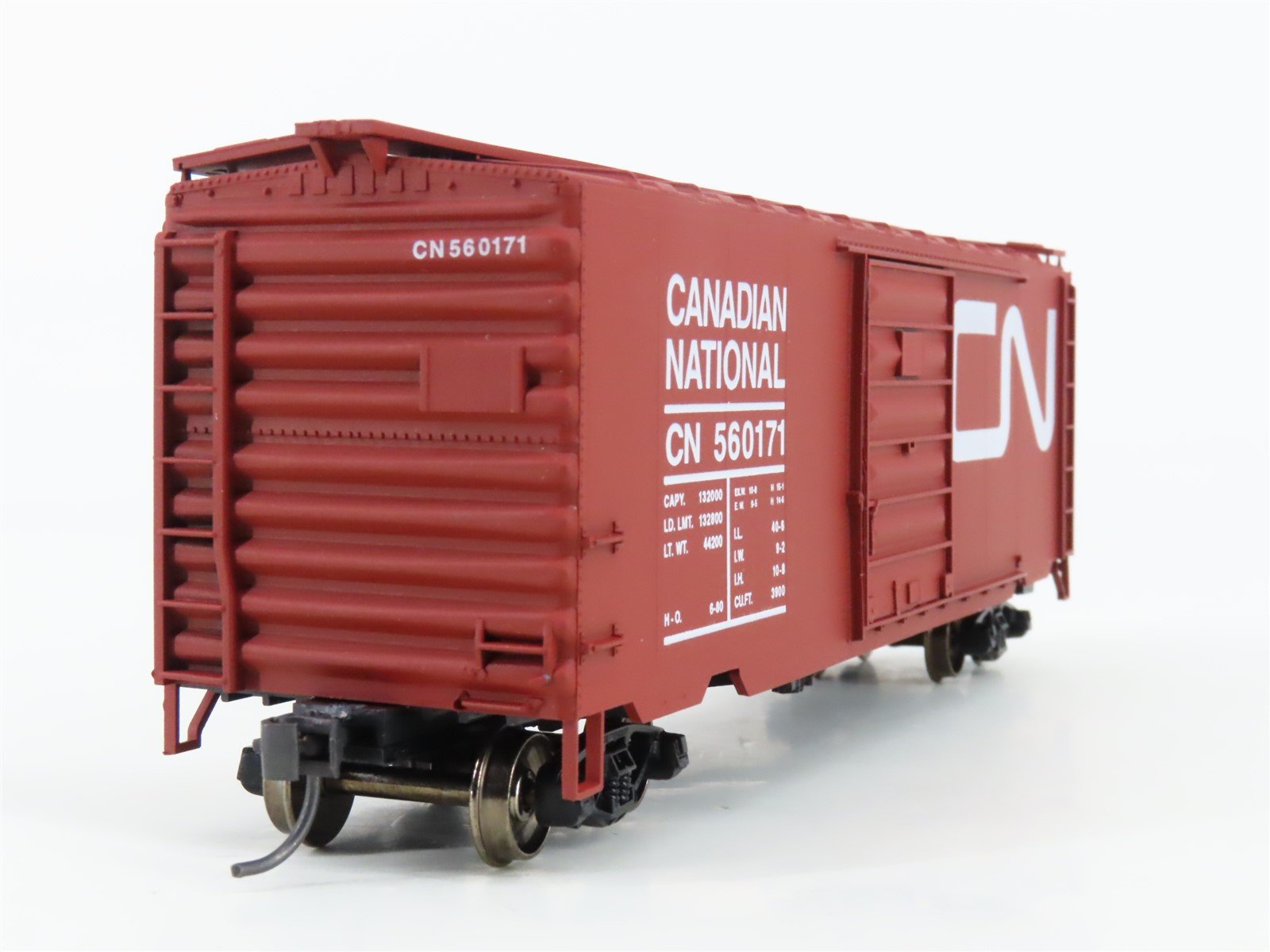 HO Scale Accurail 3413 CN Canadian National 40' Steel Box Car #560171 - Upgraded