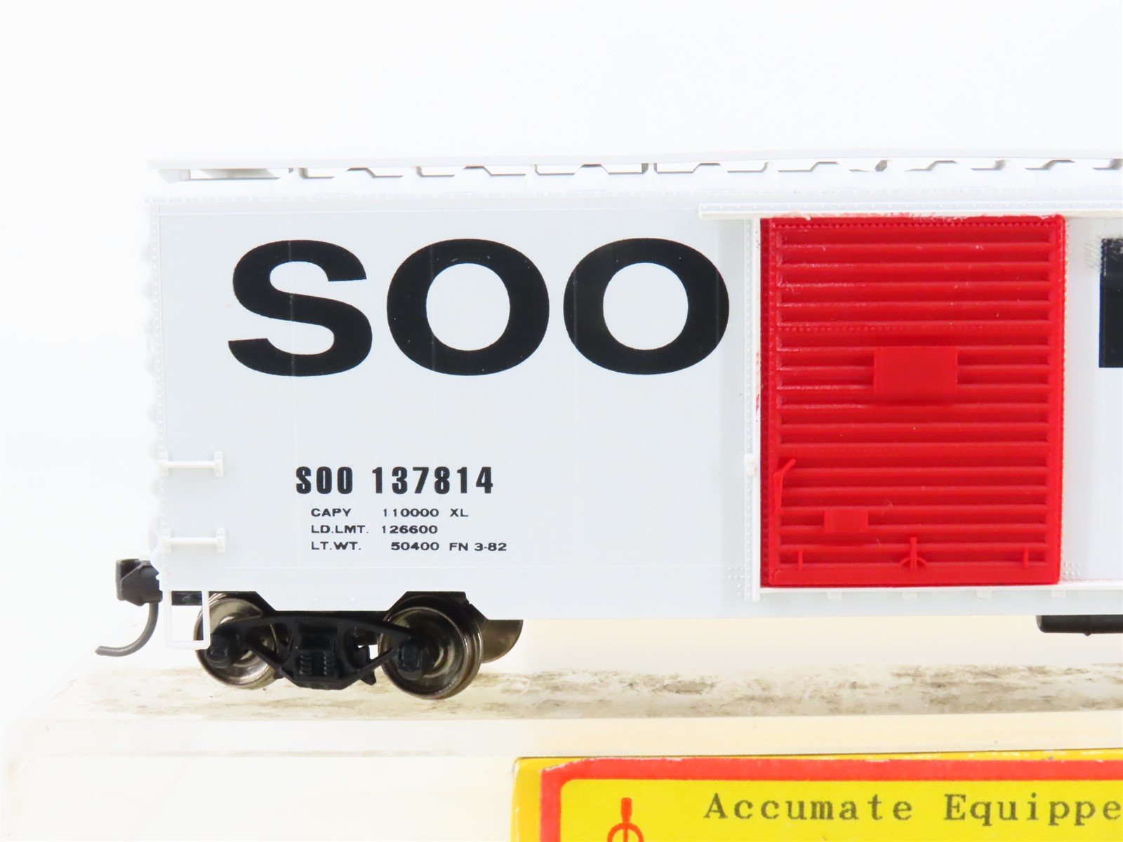 HO Scale Accurail 3423 SOO Line 40' PS-1 Steel Box Car #137814 - Upgraded