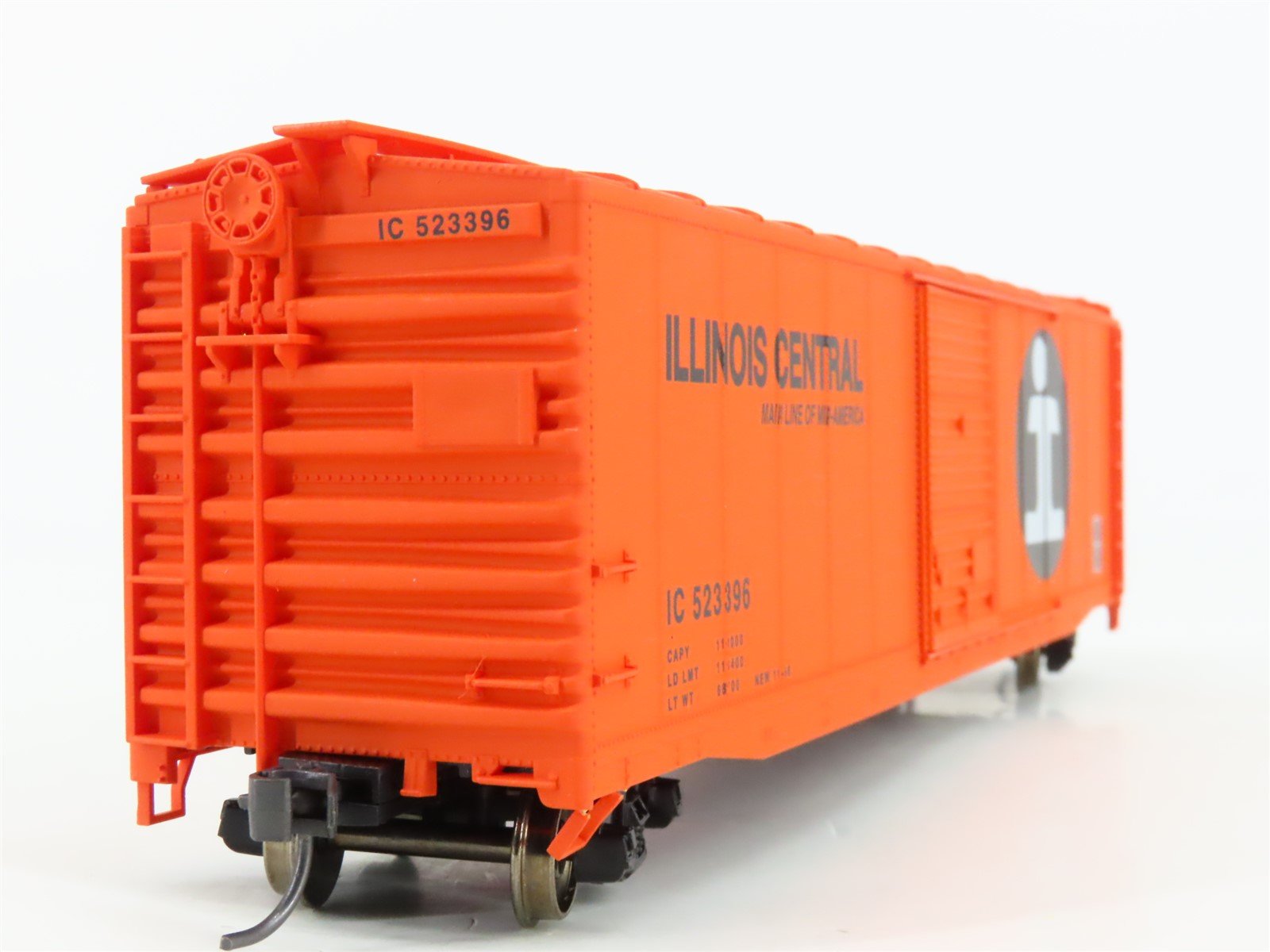 HO Accurail 5002 IC Illinois Central 50' AAR Steel Box Car #523396 - Upgraded