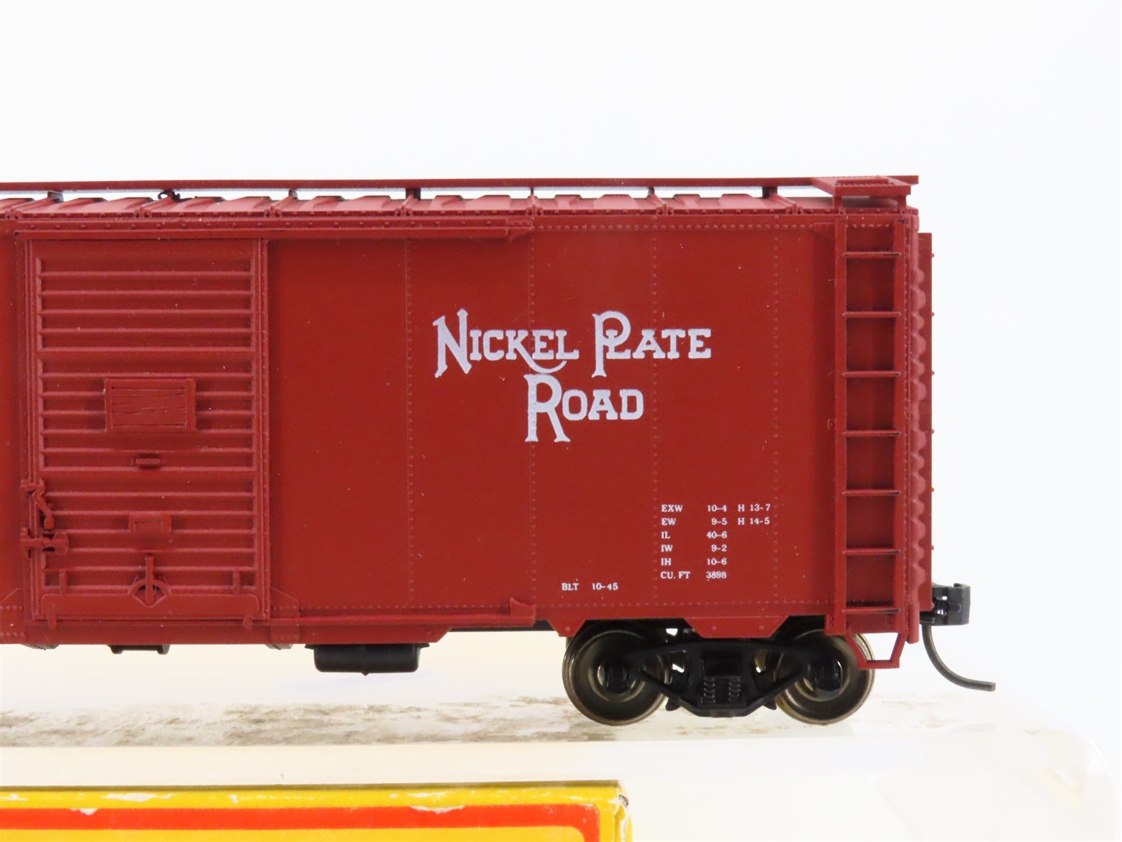 HO Accurail 3221 NKP Nickel Plate Road 40' AAR Steel Box Car #7277 - Upgraded