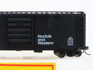 HO Scale Accurail 3415 N&W Norfolk & Western 40' PS-1 Box Car #42120 - Upgraded