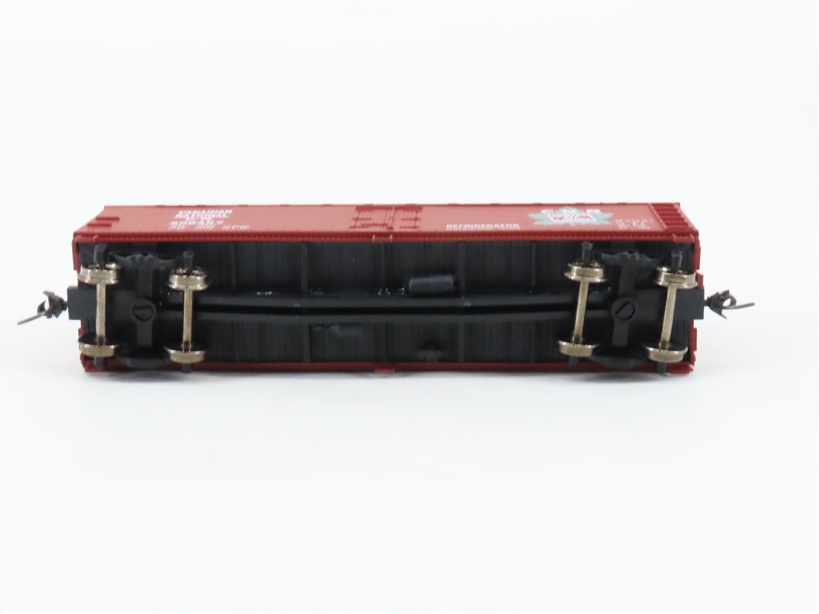 HO Scale Accurail 4807 CN Canadian National 40' Wood Reefer #208467 - Upgraded