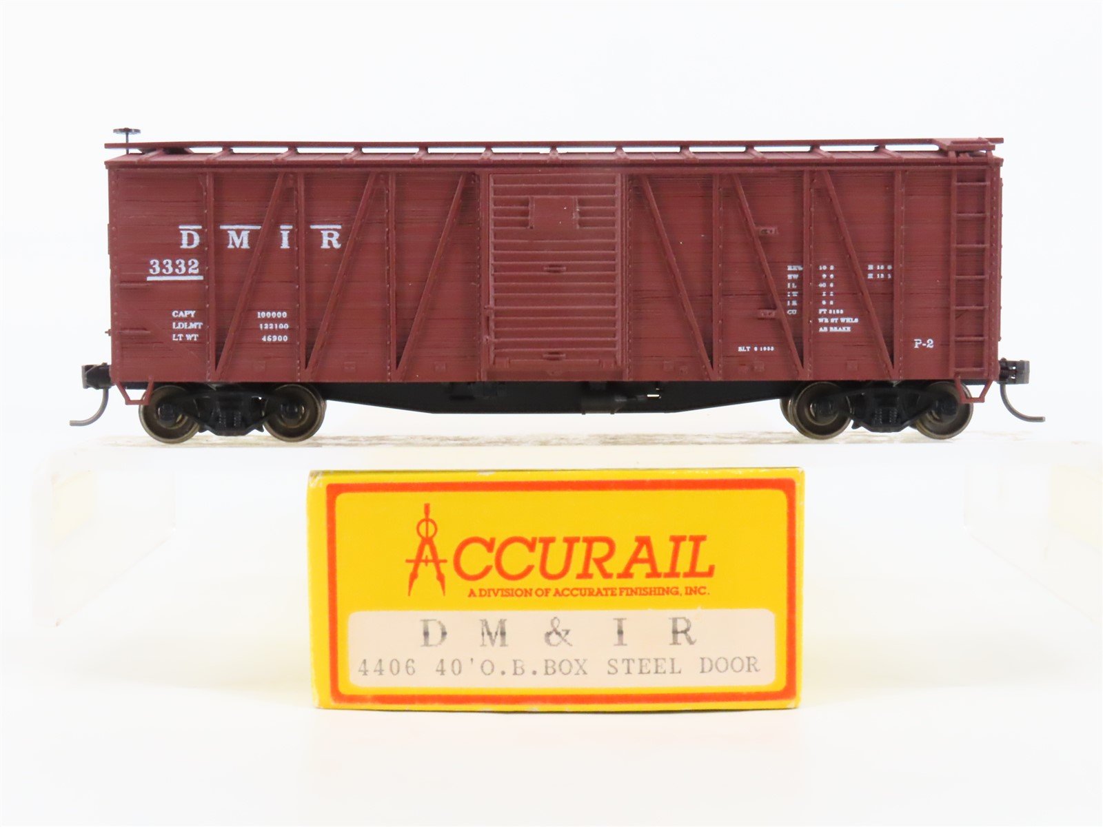 HO Scale Accurail 4406 DM&IR Missabe Road 40' OB Wood Box Car #3332 - Upgraded