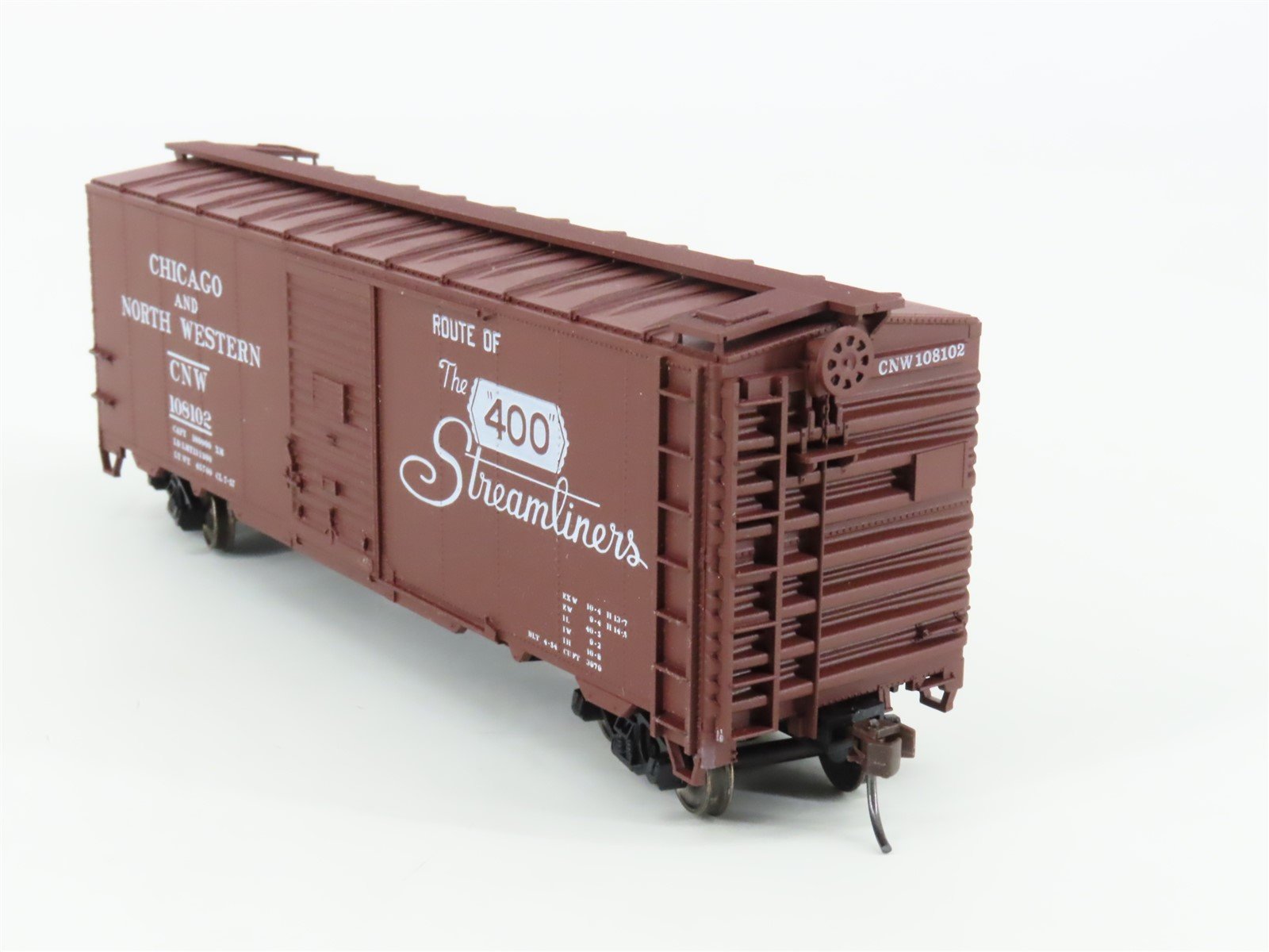 HO Accurail 3210 CNW 