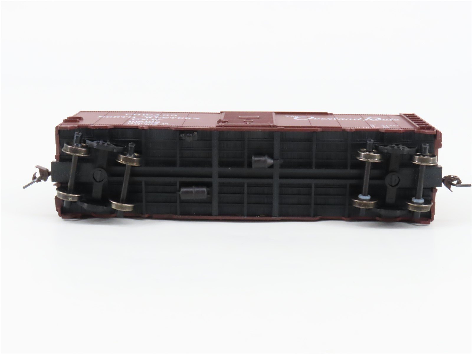 HO Accurail 3210 CNW 