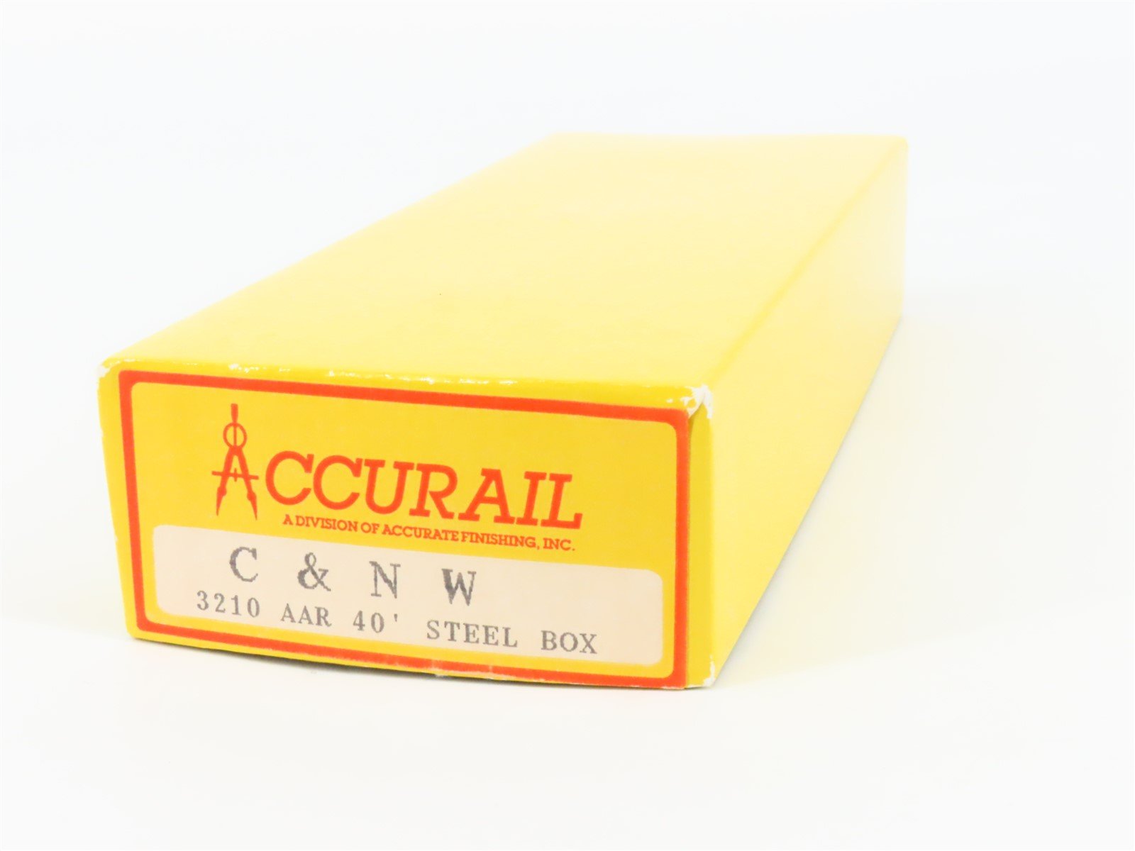 HO Accurail 3210 CNW 
