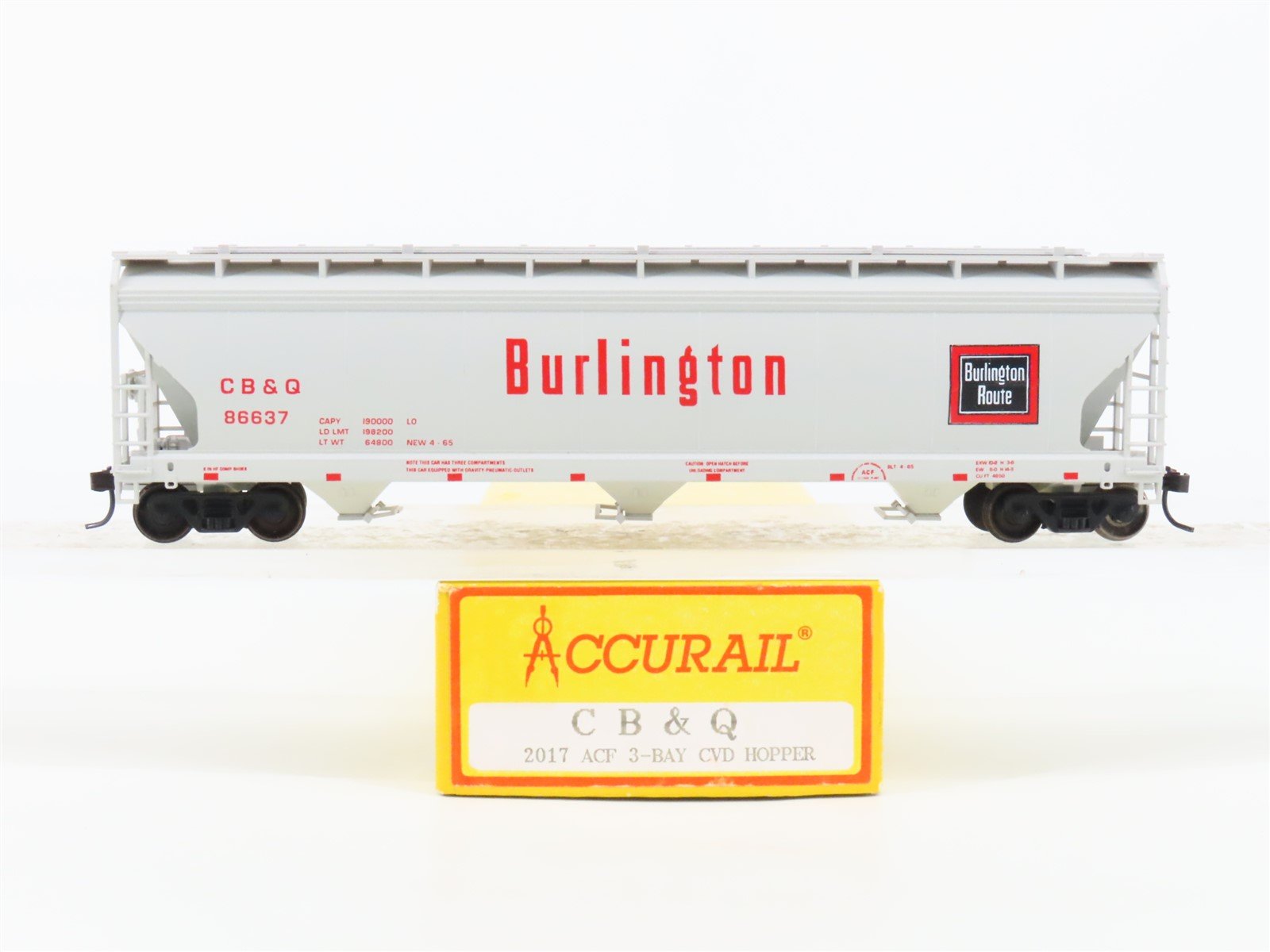 HO Accurail 2017 CB&Q Burlington Route ACF 3-Bay Covered Hopper #86637 -Upgraded
