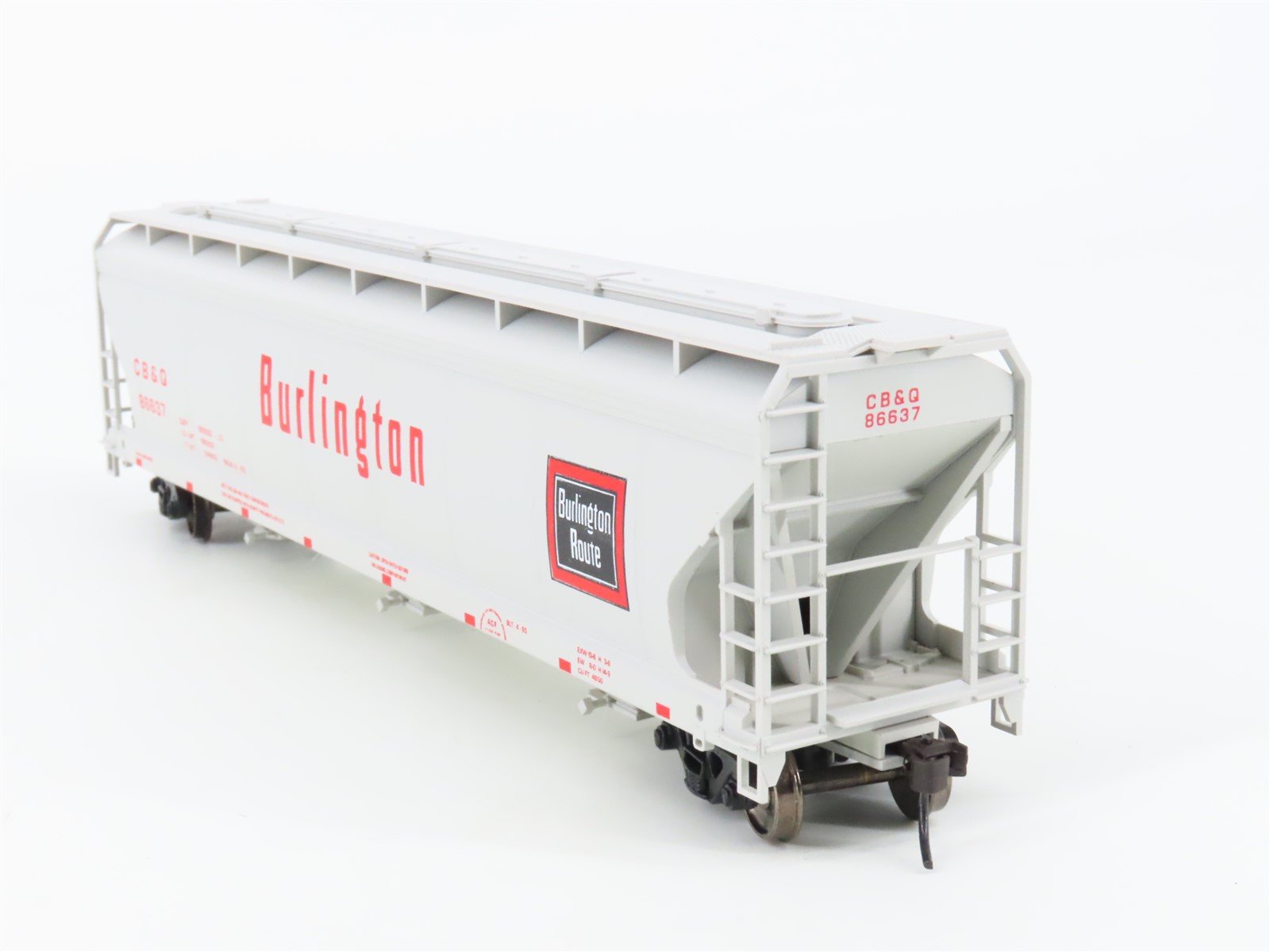 HO Accurail 2017 CB&Q Burlington Route ACF 3-Bay Covered Hopper #86637 -Upgraded