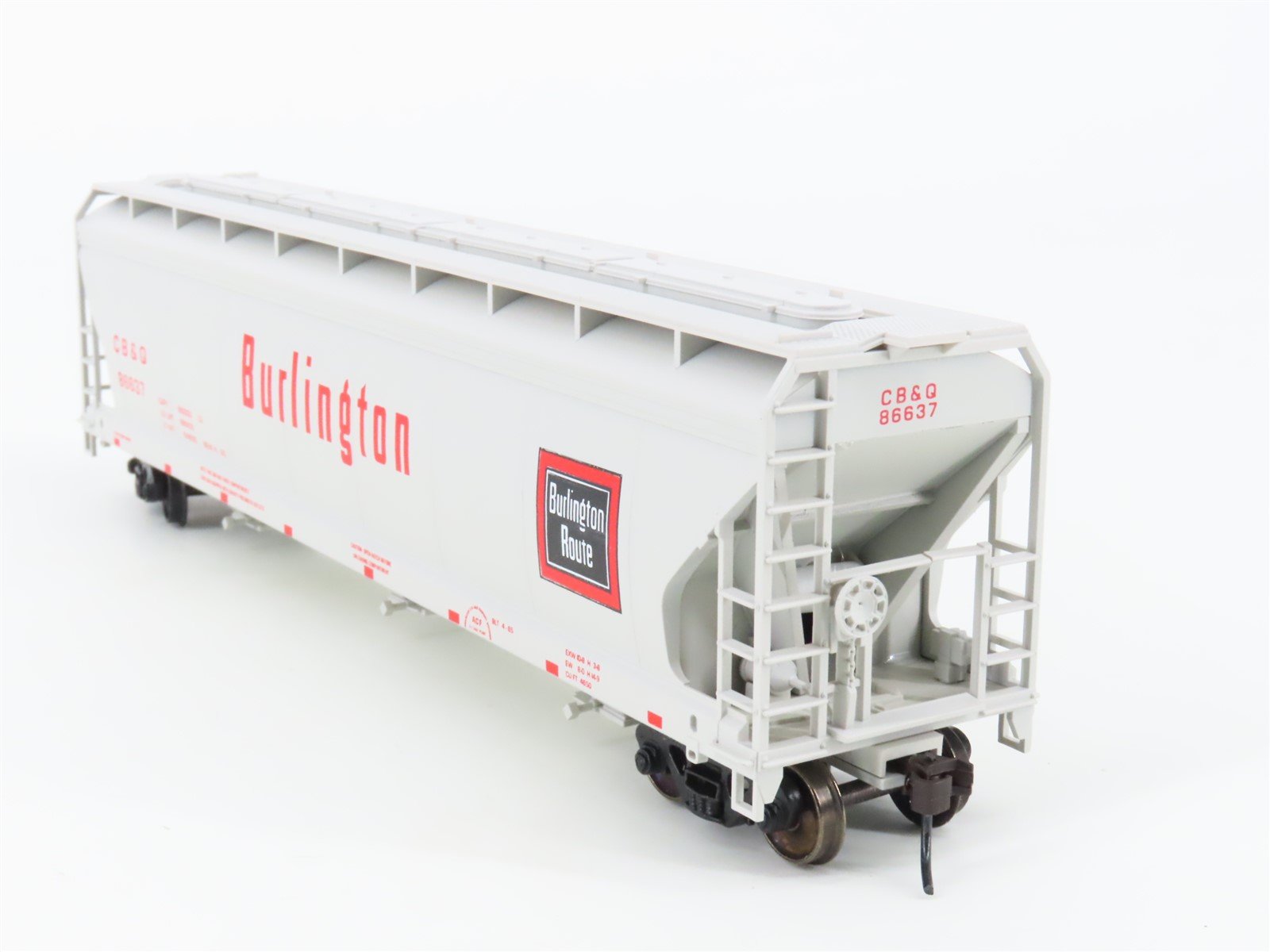 HO Accurail 2017 CB&Q Burlington Route ACF 3-Bay Covered Hopper #86637 -Upgraded