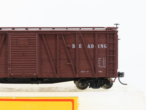 HO Scale Accurail 4405 RDG Reading 40' OB Wood Box Car #5621 - Upgraded