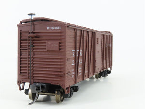 HO Scale Accurail 4405 RDG Reading 40' OB Wood Box Car #5621 - Upgraded