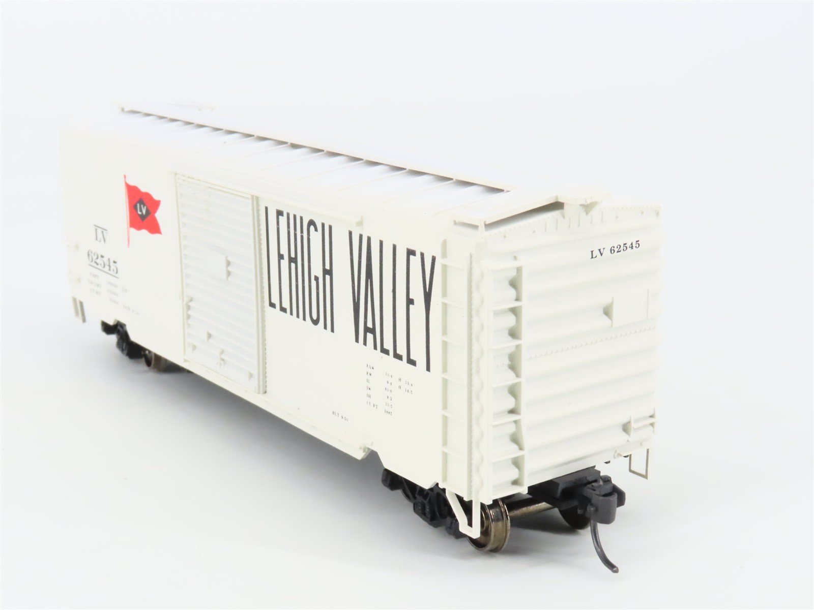 HO Scale Accurail 3410 LV Lehigh Valley 40' PS-1 Steel Box Car #62545 - Upgraded