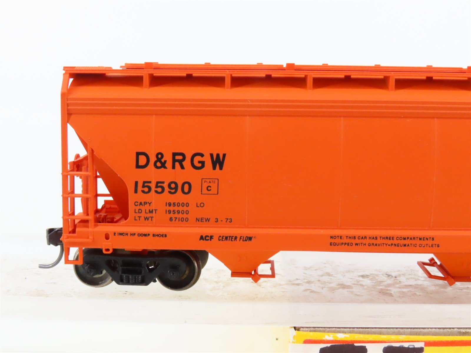HO Accurail 2034 D&RGW Rio Grande ACF 3-Bay Covered Hopper #15590 - Upgraded