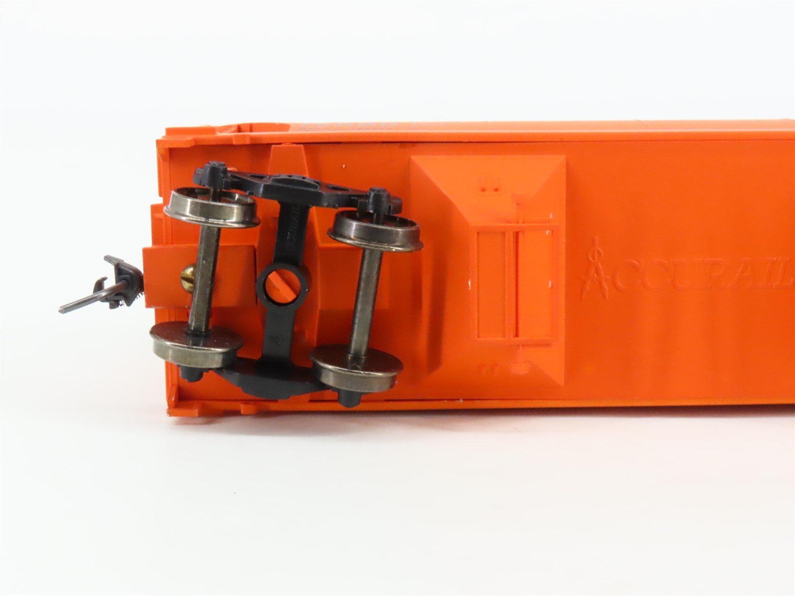 HO Accurail 2034 D&RGW Rio Grande ACF 3-Bay Covered Hopper #15590 - Upgraded