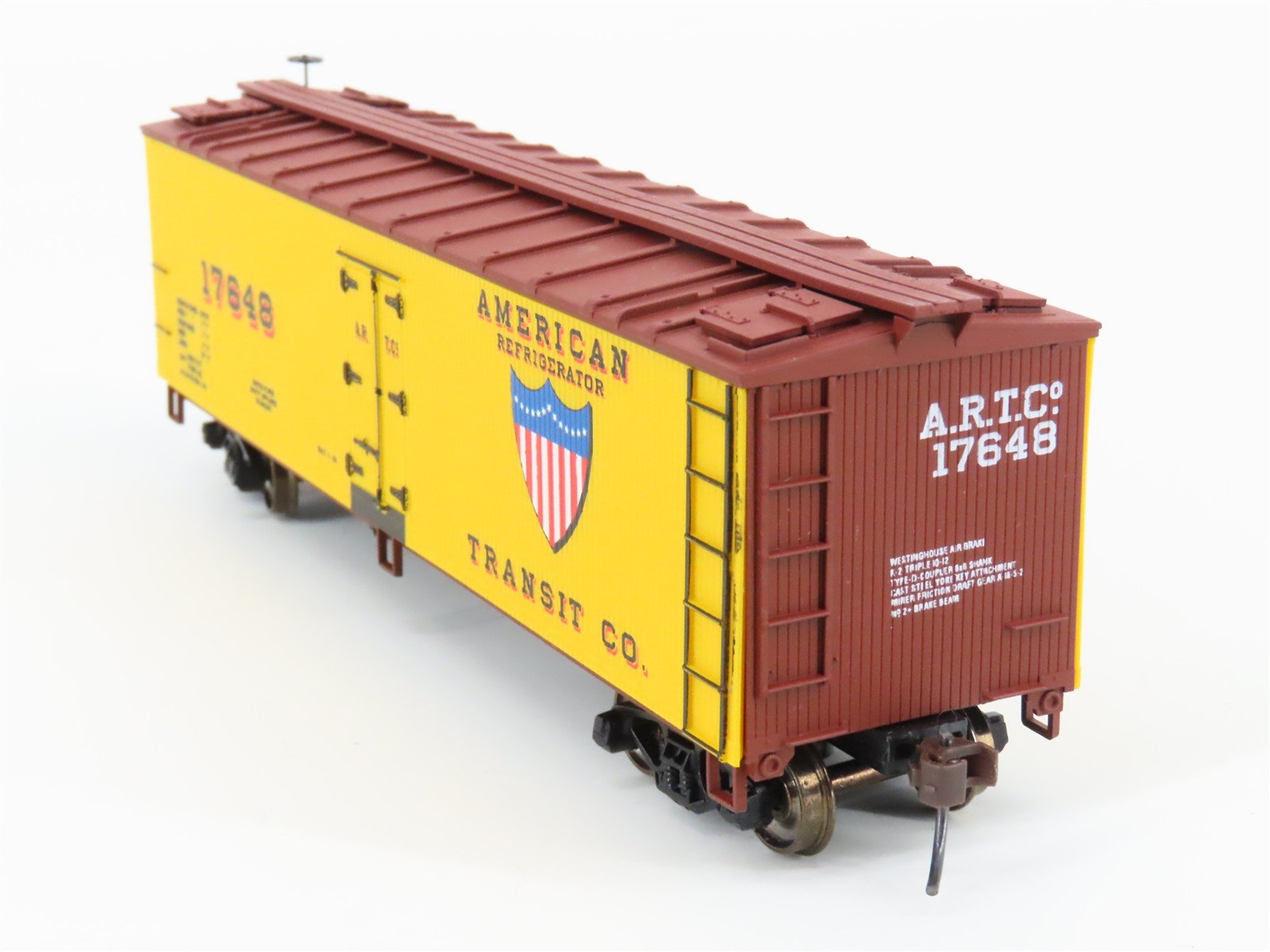 HO Accurail Steam Era Classic 4851 ART American 40' Wood Reefer #17648 -Upgraded