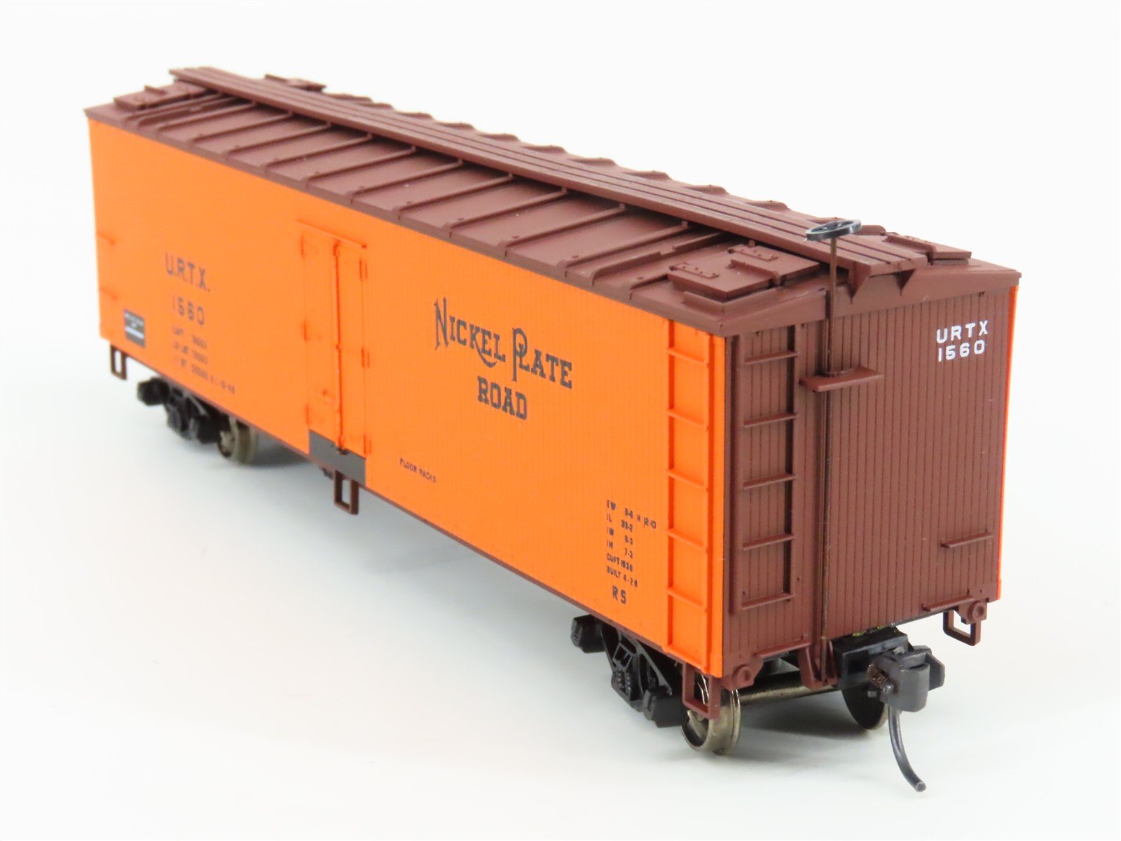 HO Accurail 4811 URTX NKP Nickel Plate Road 40' Wood Reefer #1560 - Upgraded