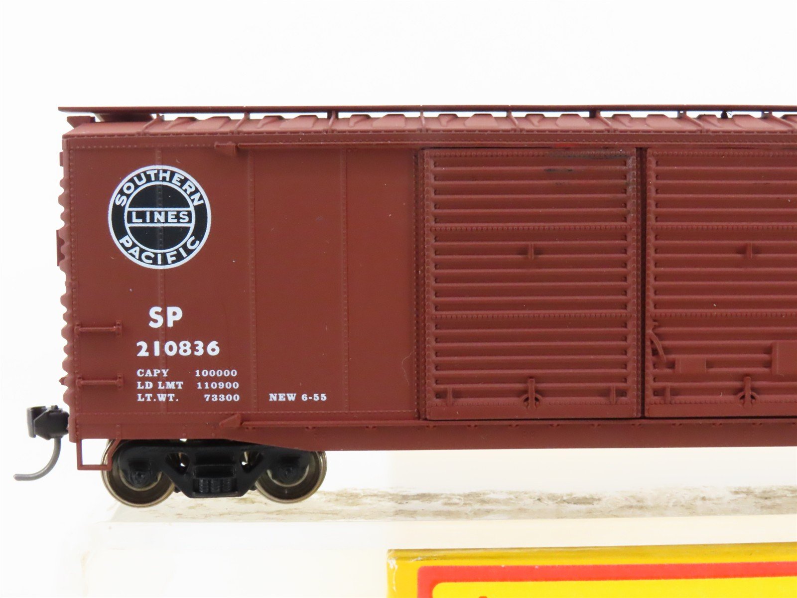 HO Accurail 5206 SP Southern Pacific 50' Double Door Box Car #210836 - Upgraded