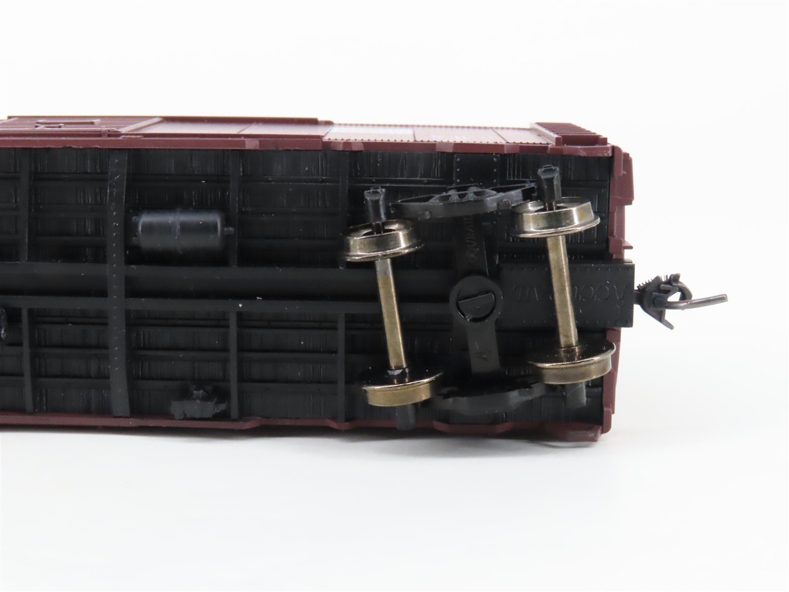 HO Scale Accurail 3224 WP Western Pacific 40' AAR Steel Box Car #20751 -Upgraded