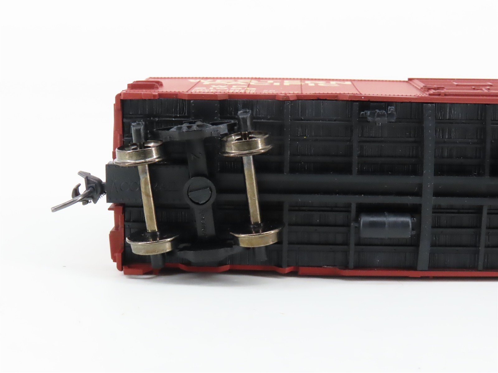 HO Scale Accurail 3224 WP 