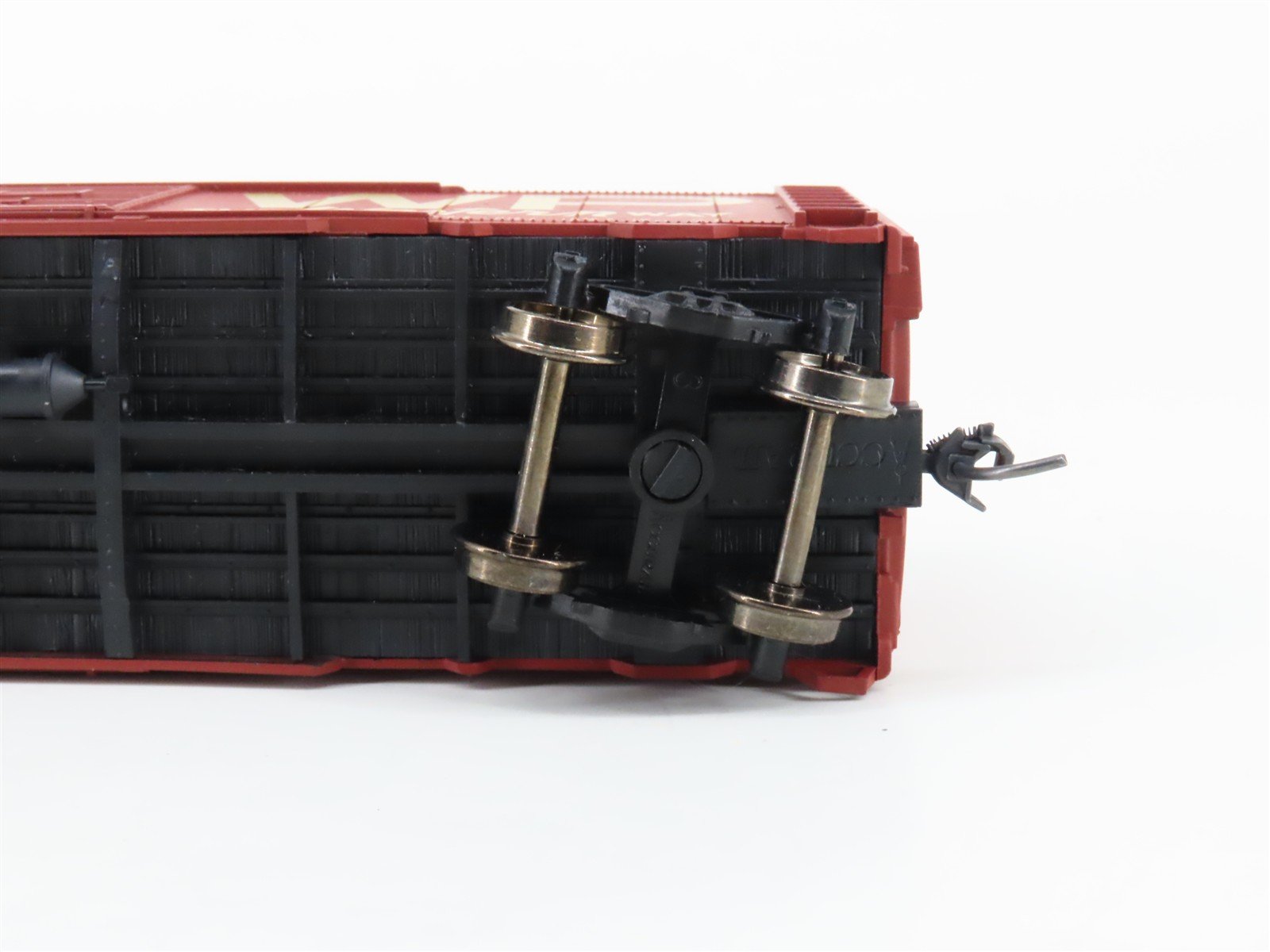 HO Scale Accurail 3224 WP 