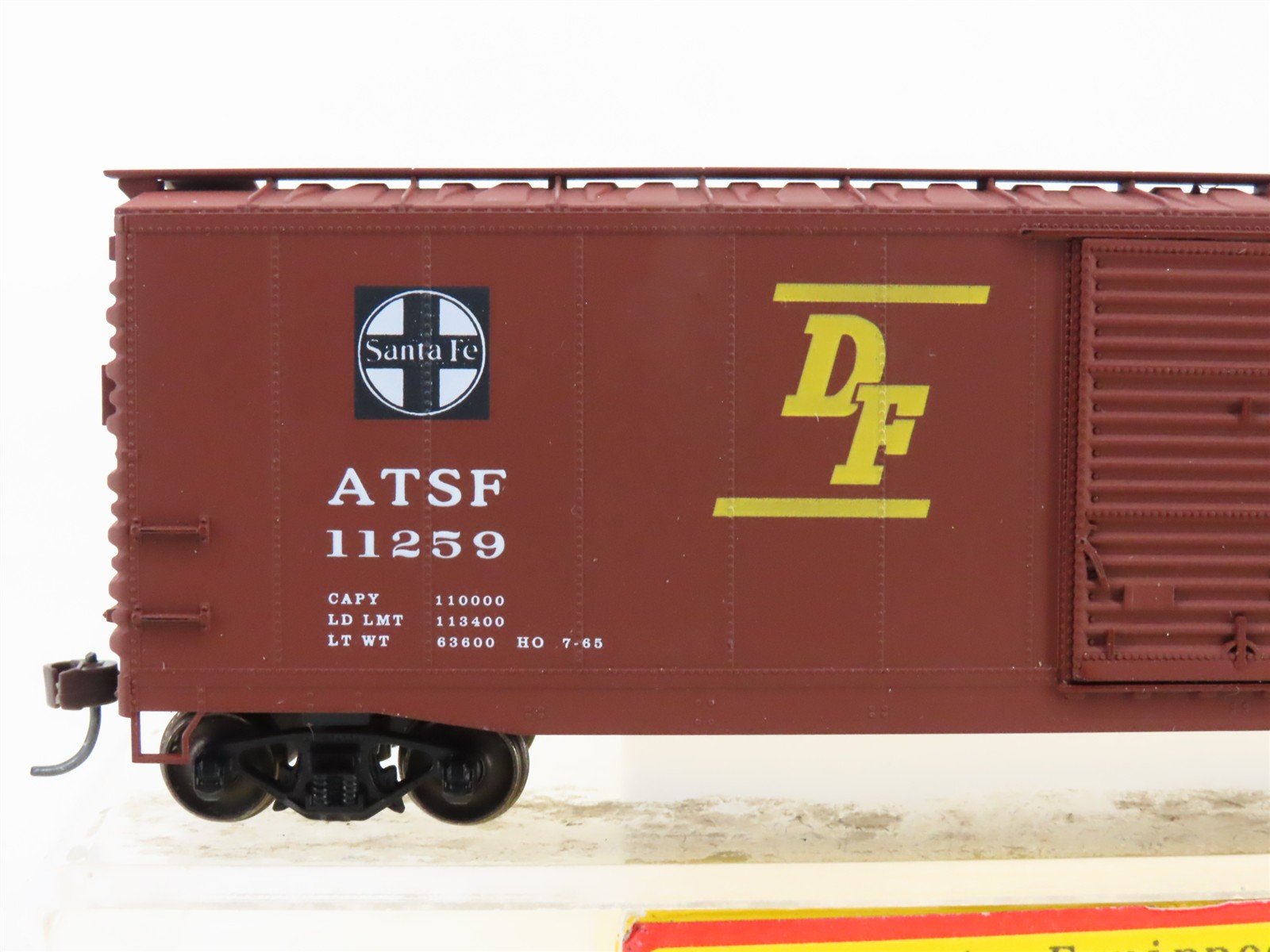 HO Accurail 5001 ATSF 