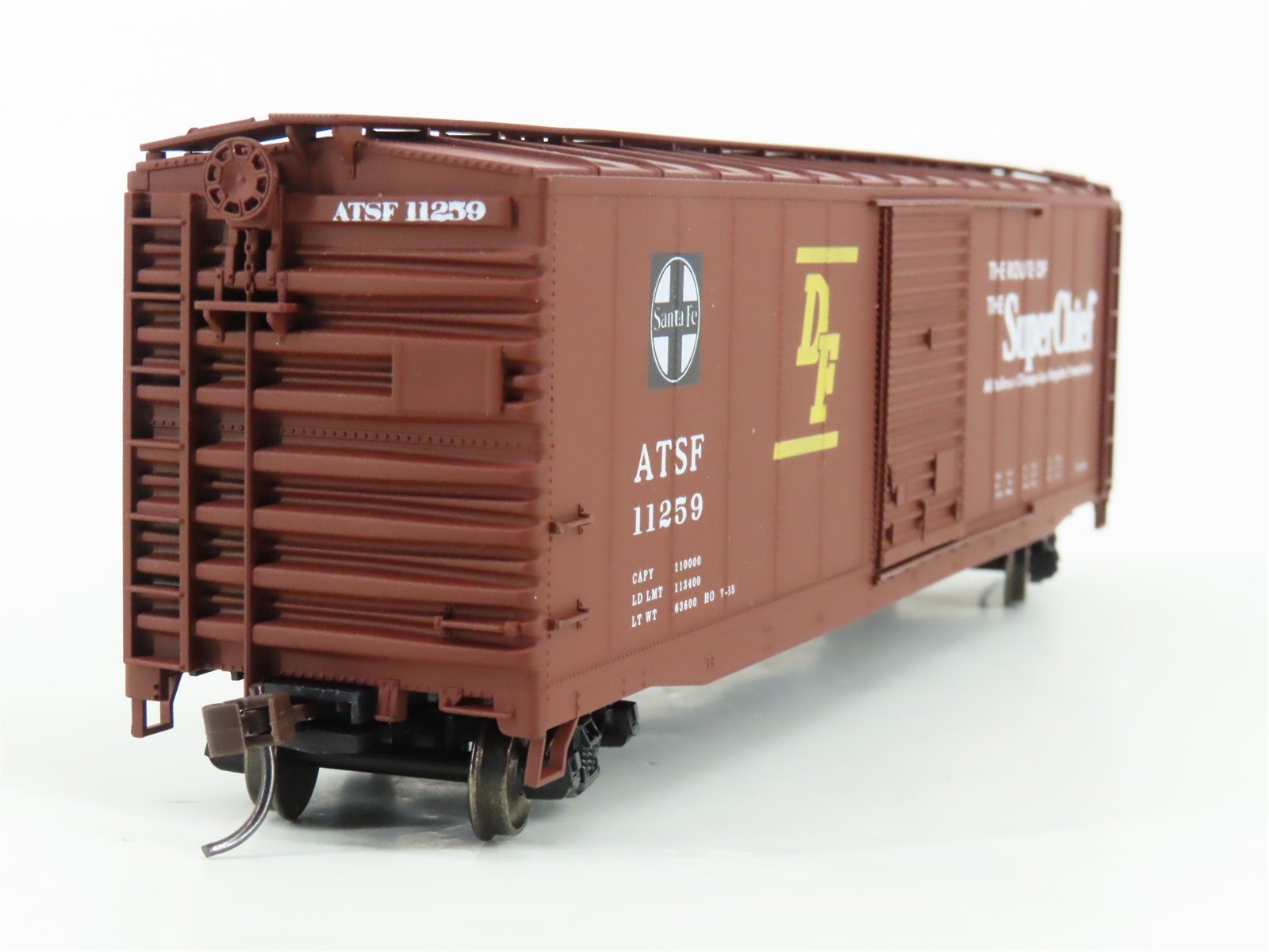 HO Accurail 5001 ATSF 