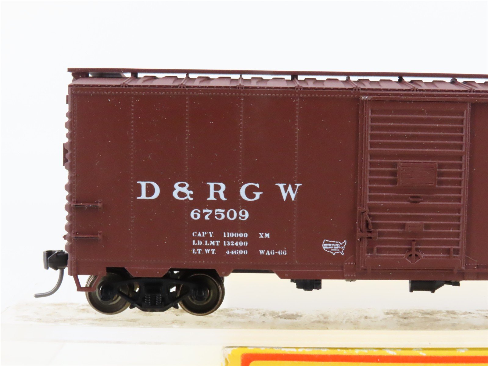 HO Scale Accurail 3207 D&RGW Rio Grande 40' AAR Steel Box Car #67509 - Upgraded