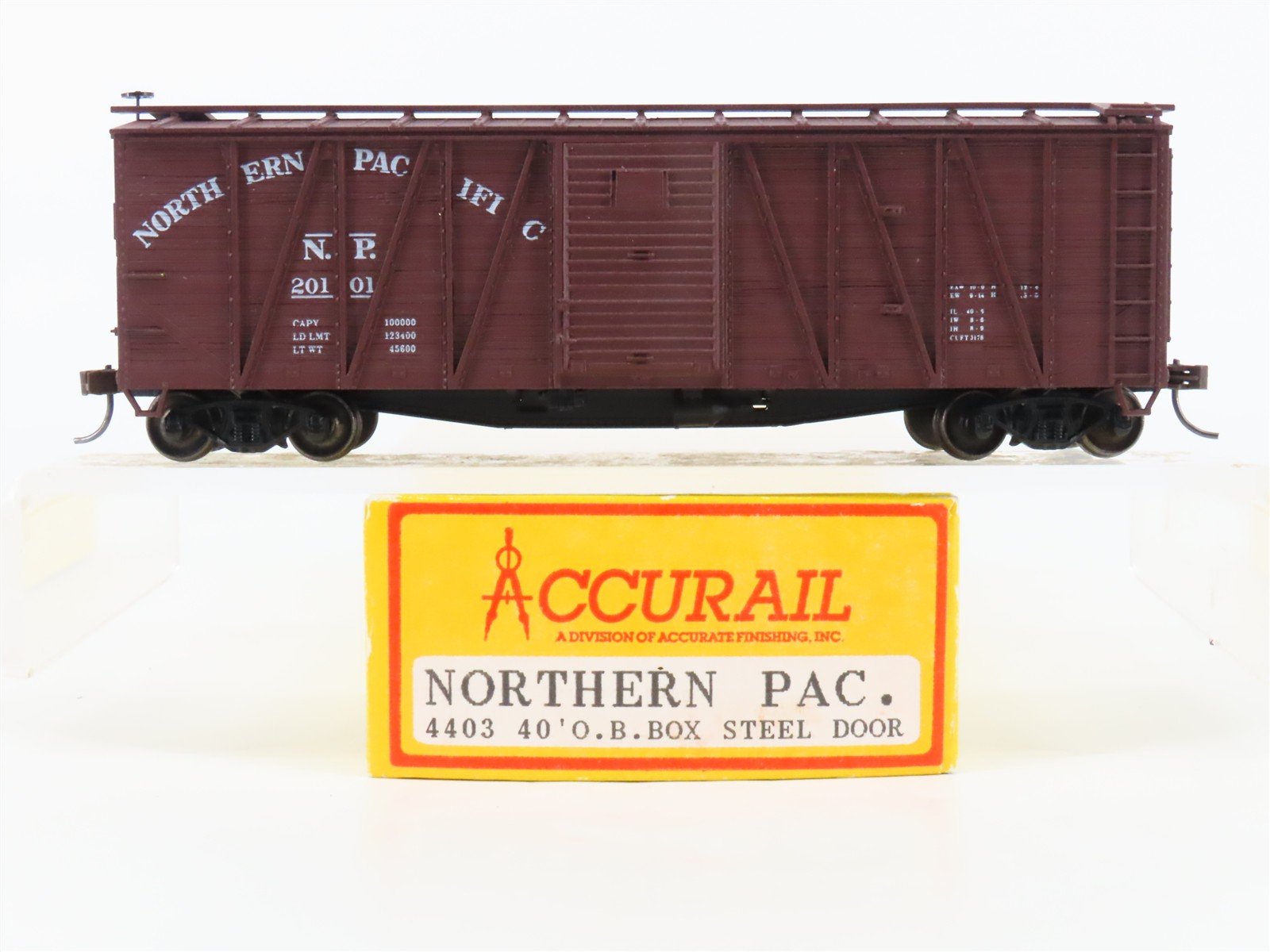 HO Scale Accurail 4403 NP Northern Pacific 40' OB Wood Box Car #20101 - Upgraded