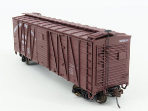 HO Scale Accurail 4403 NP Northern Pacific 40' OB Wood Box Car #20101 - Upgraded
