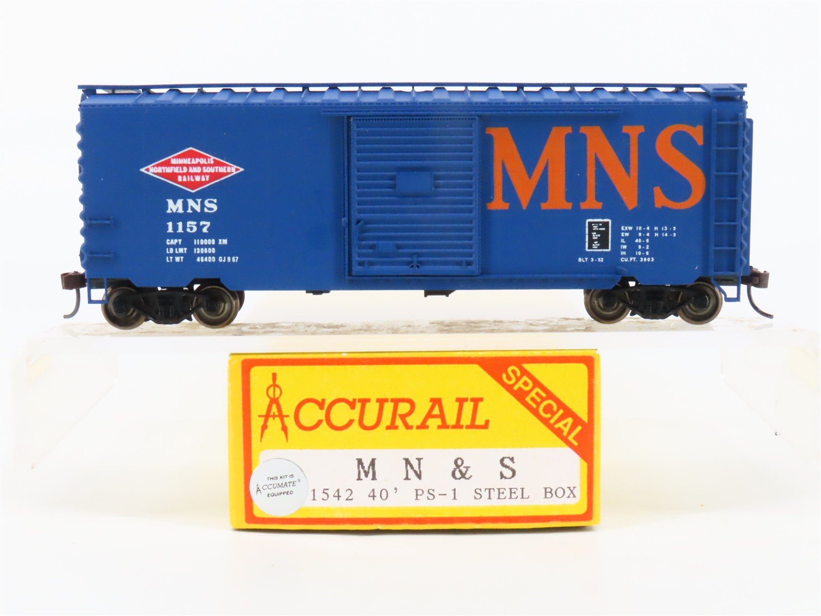 HO Accurail 1542 MNS Minneapolis Northfield & Southern 40' Box Car 1157 Upgraded