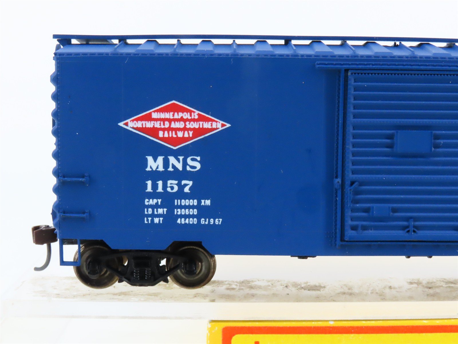 HO Accurail 1542 MNS Minneapolis Northfield & Southern 40' Box Car 1157 Upgraded