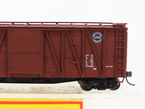 HO Scale Accurail 4201 SP Southern Pacific 40' OB Wood Box Car #19022 - Upgraded