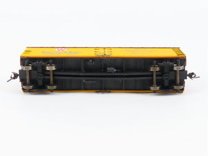 HO Scale Accurail 1559 URTC Westcott & Winks 40' Wood Reefer #10700 - Upgraded