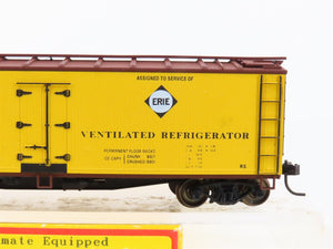 HO Scale Accurail 4813 URTX Union / ERIE 40' Wood Reefer #27054 - Upgraded