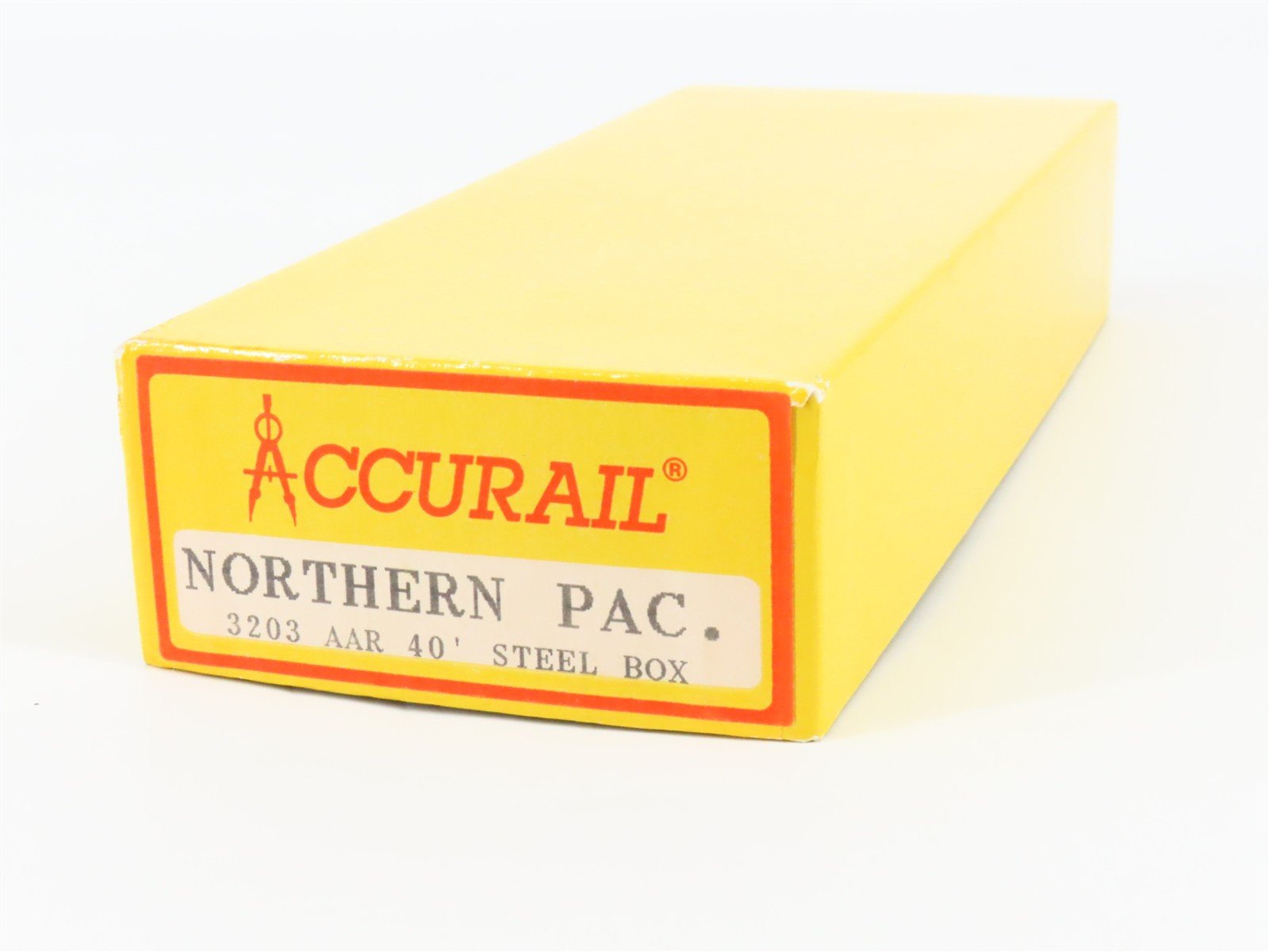 HO Accurail 3203 NP Northern Pacific 40' AAR Steel Box Car #46141 - Upgraded