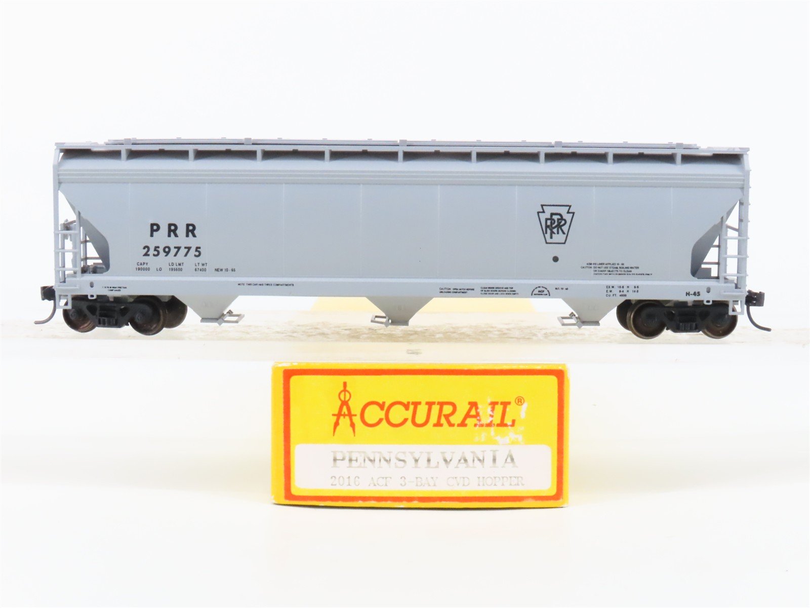 HO Accurail 2016 PRR Pennsylvania ACF 3-Bay Covered Hopper #259775 - Upgraded