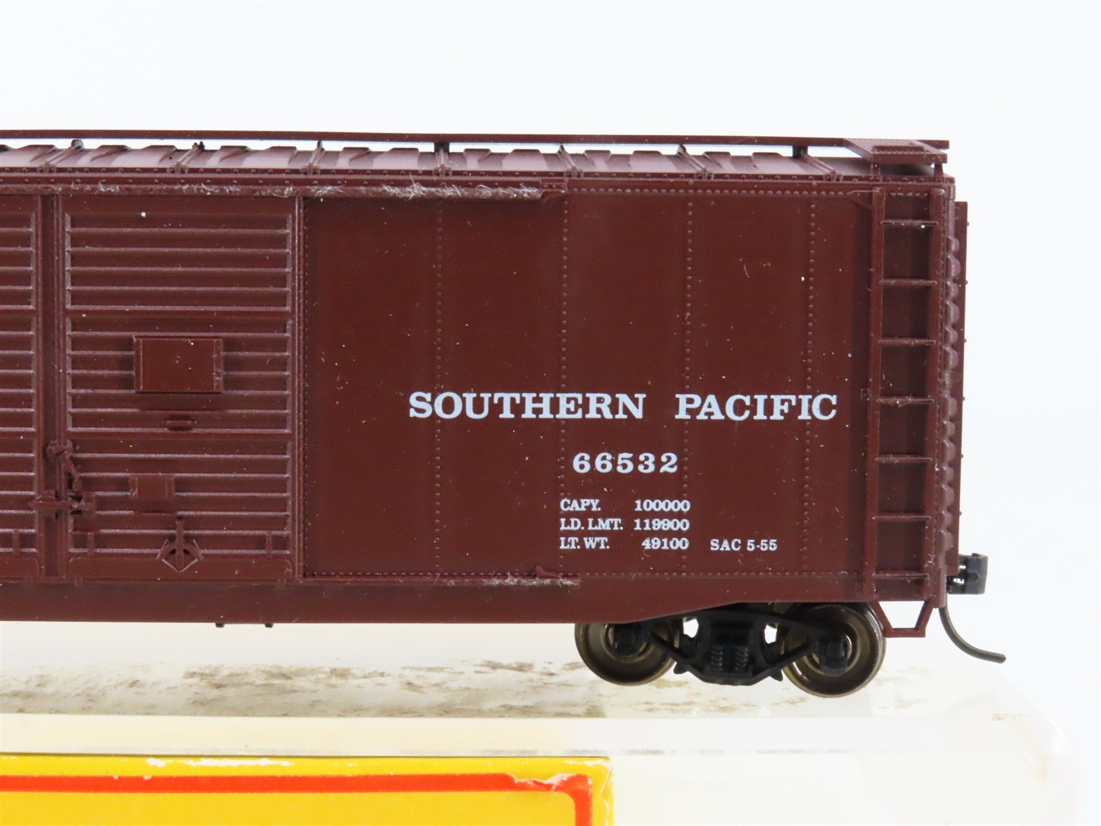 HO Accurail 3014 SP Southern Pacific 40' Double Door Box Car #66532 - Upgraded