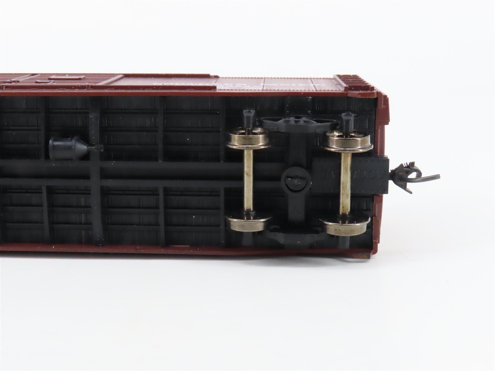 HO Accurail 3014 SP Southern Pacific 40' Double Door Box Car #66532 - Upgraded