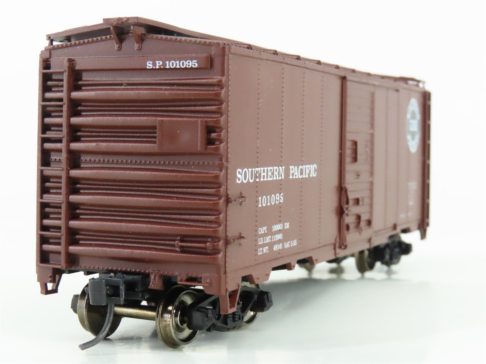 HO Accurail 3209 SP Southern Pacific 40' AAR Steel Box Car #101095 - Upgraded