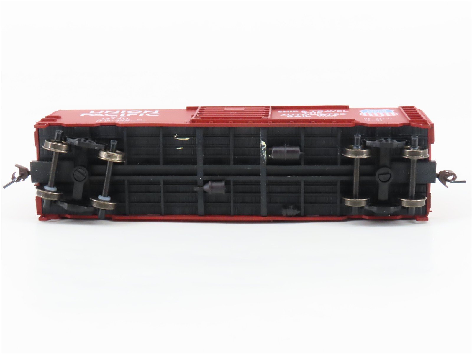 HO Accurail 3412 UP 