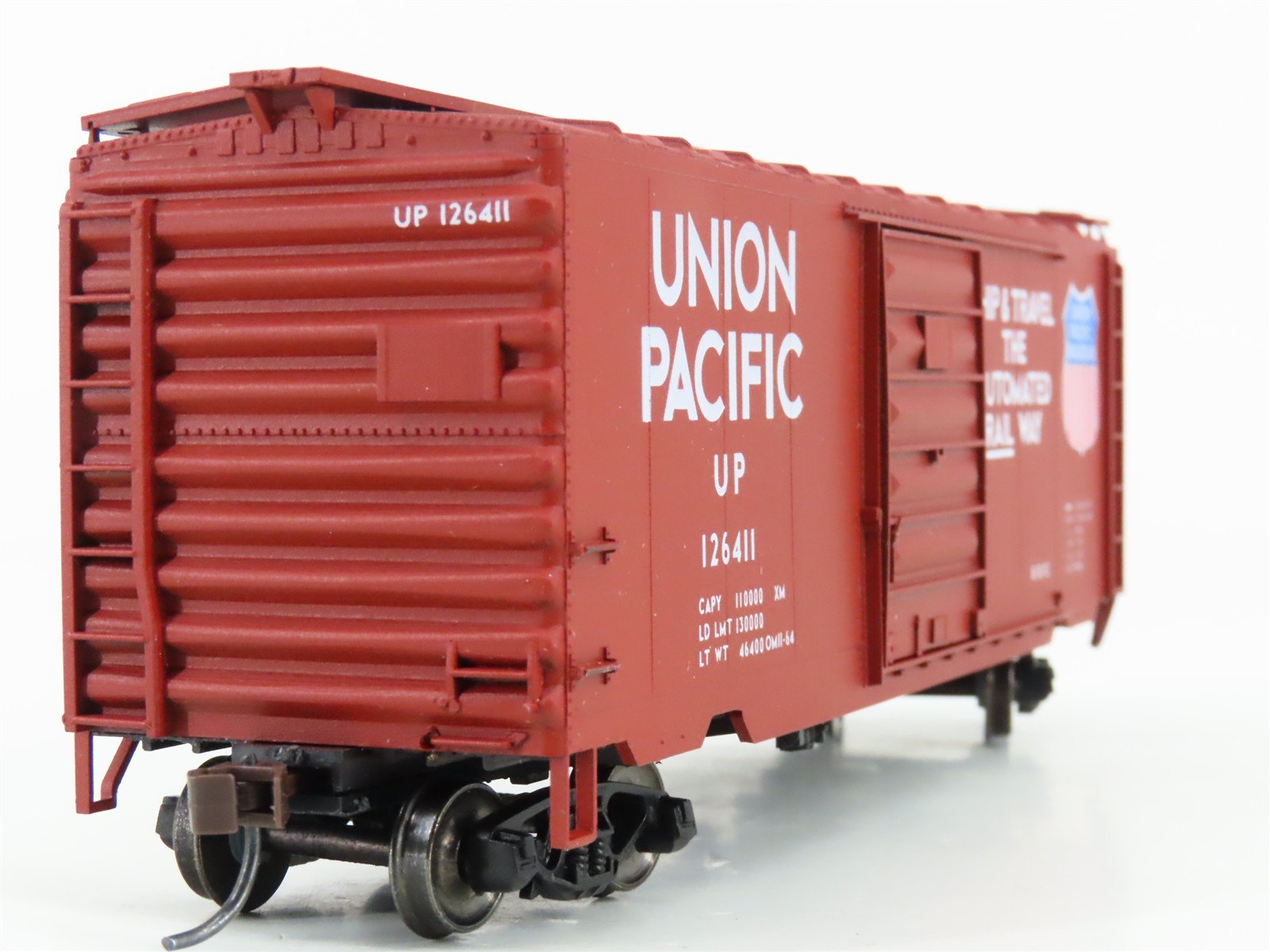HO Accurail 3412 UP 