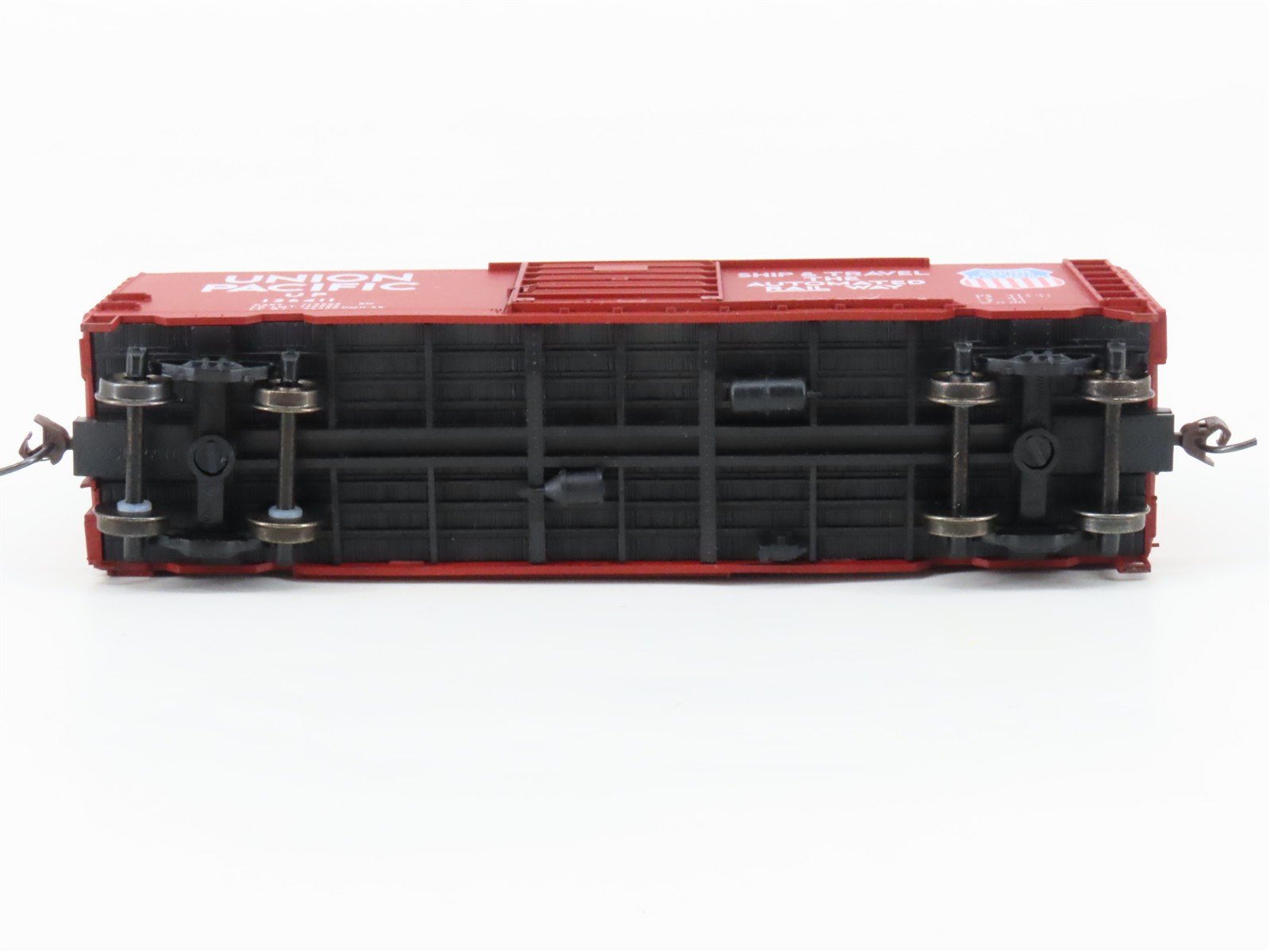 HO Accurail 3412 UP 