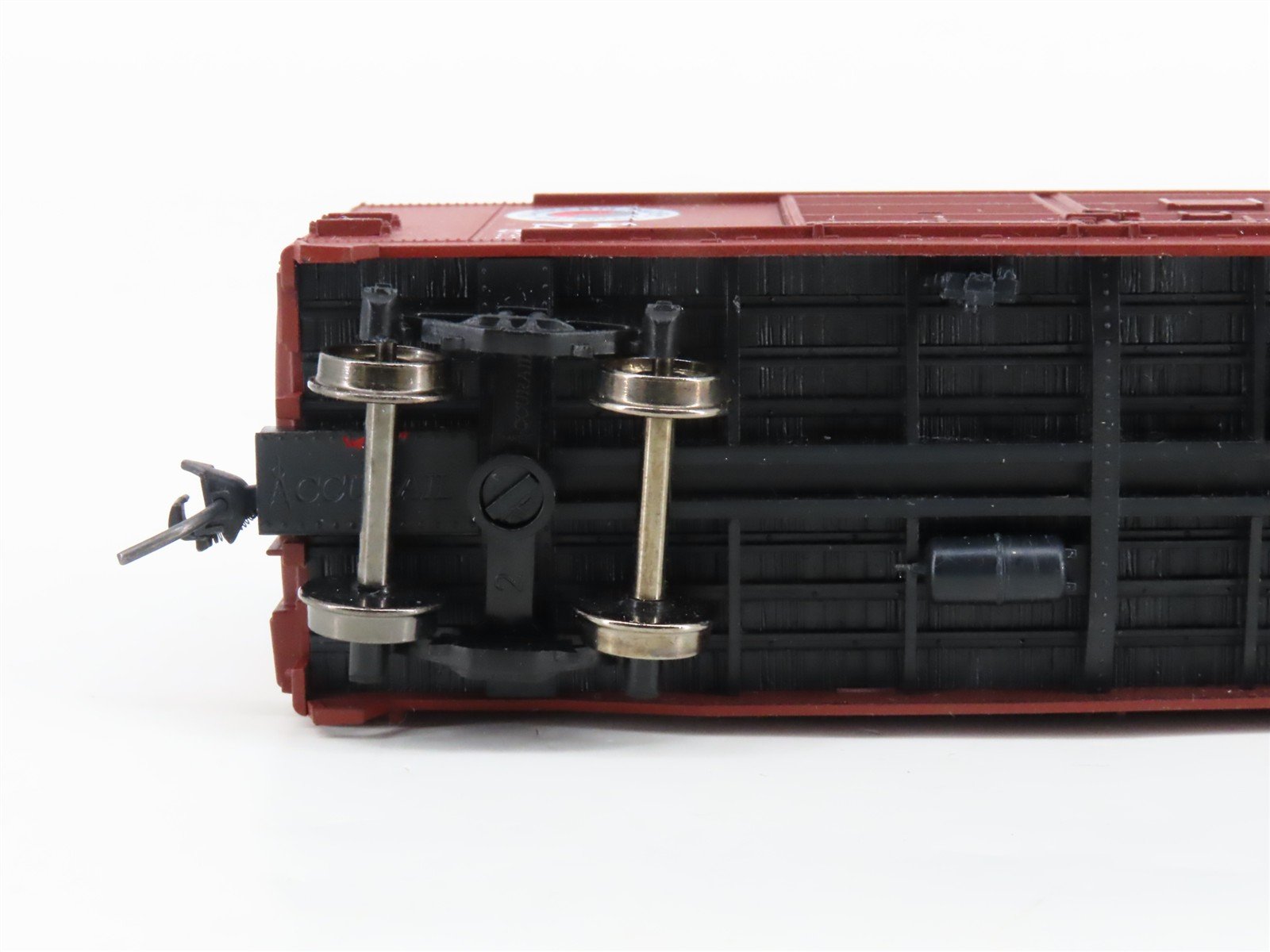 HO Accurail 3021 NP Northern Pacific 40' Double Door Box Car #38360 - Upgraded