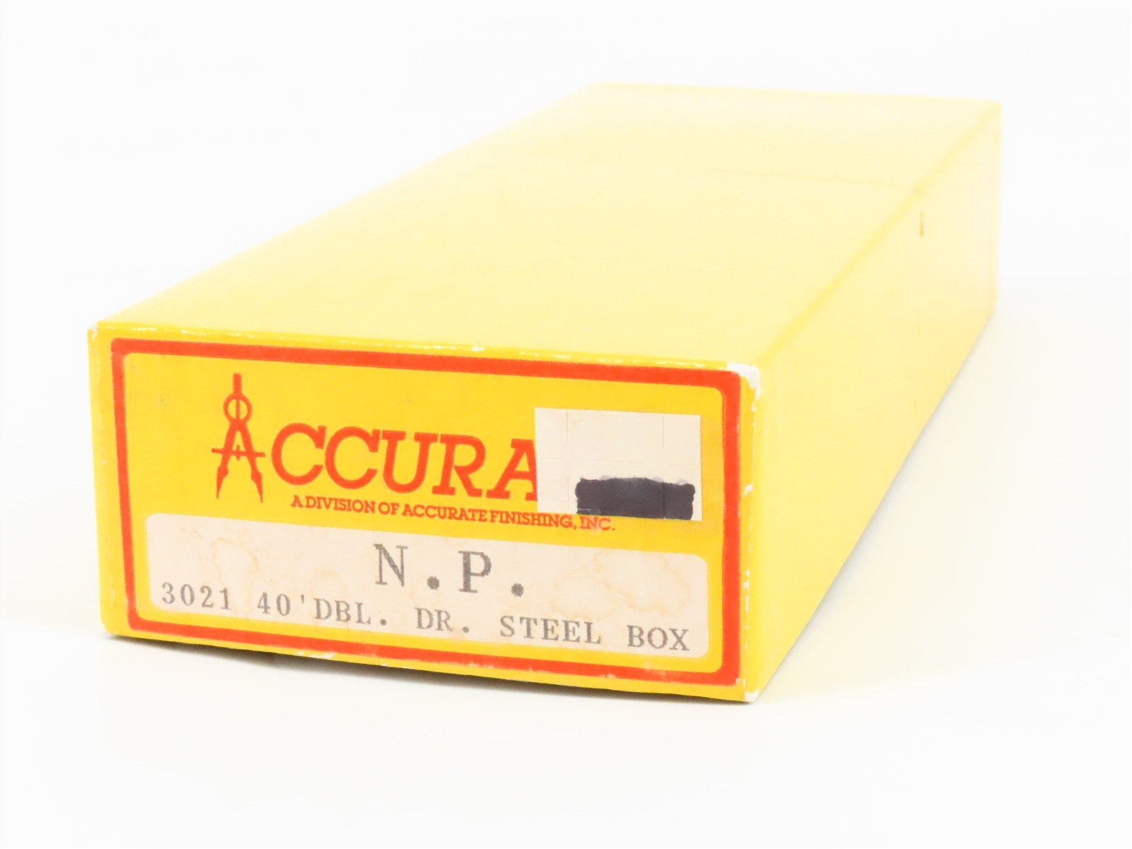 HO Accurail 3021 NP Northern Pacific 40' Double Door Box Car #38360 - Upgraded