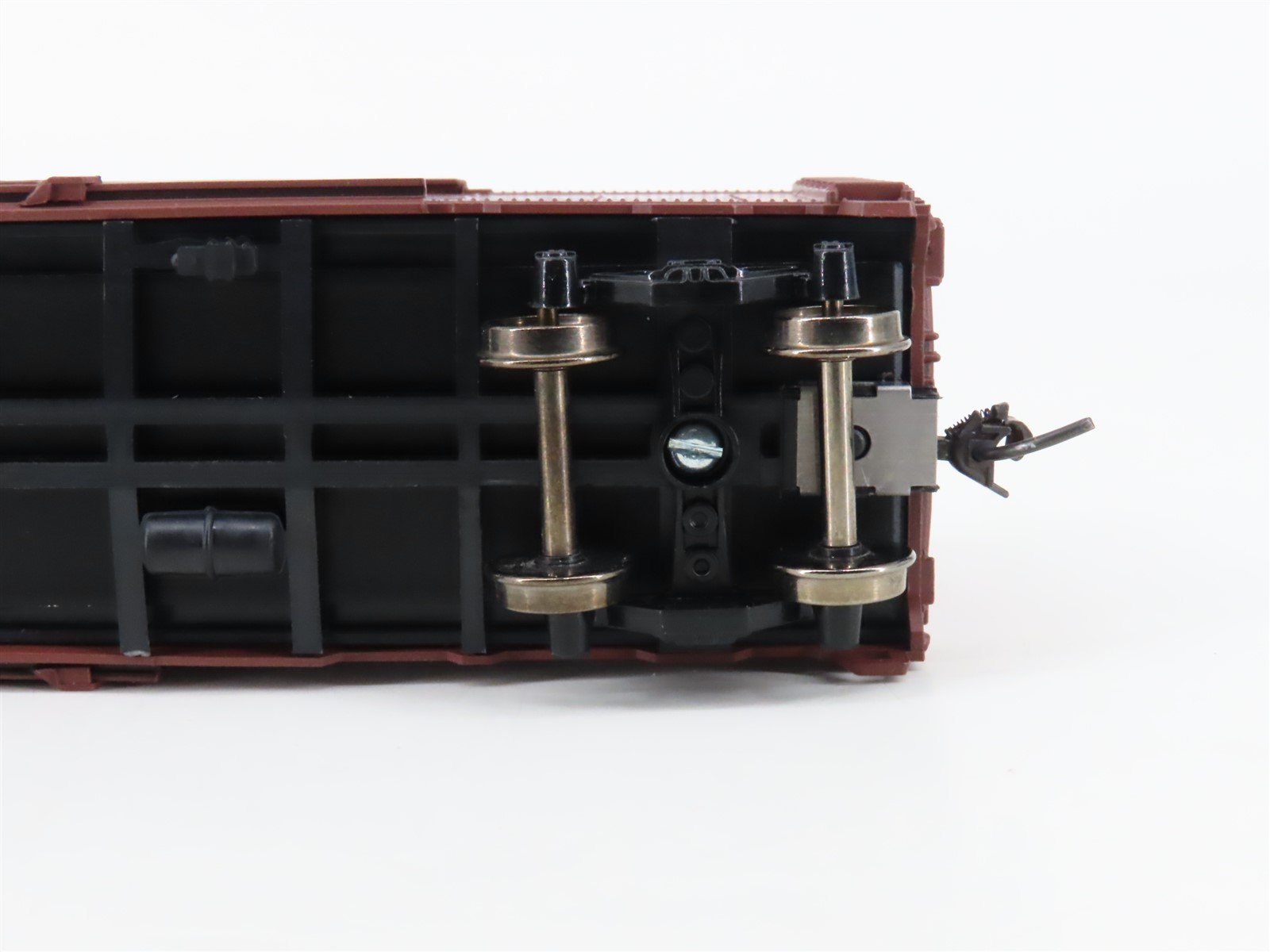 HO Scale Athearn 1205 SP Southern Pacific 40' AAR Box Car #127433 - Upgraded